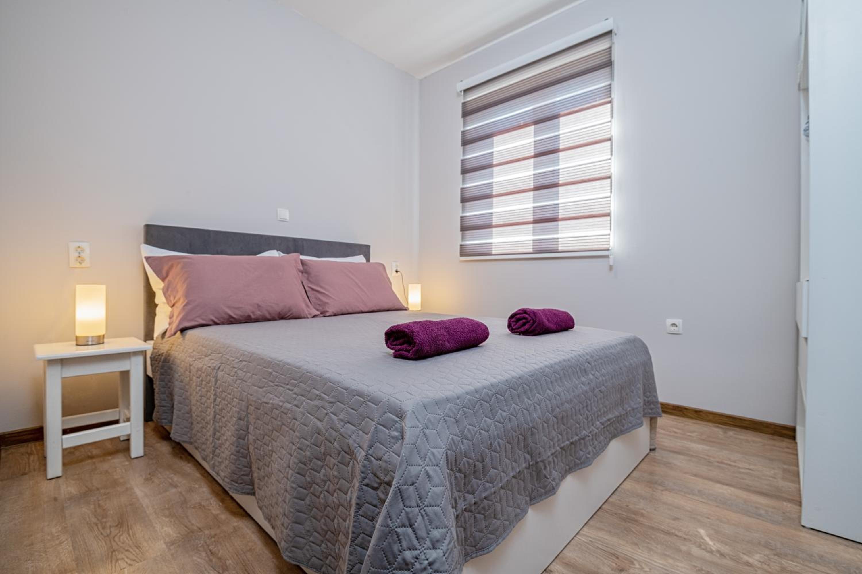 Apartments Leona