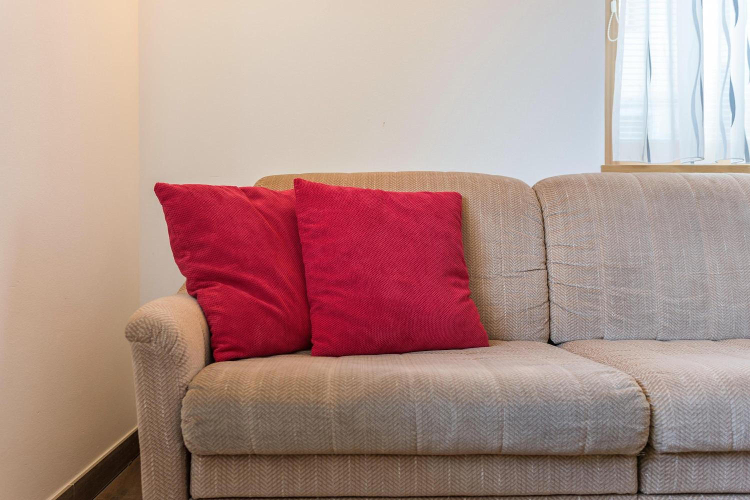 Ulrica - Apartment Kristyn view 4