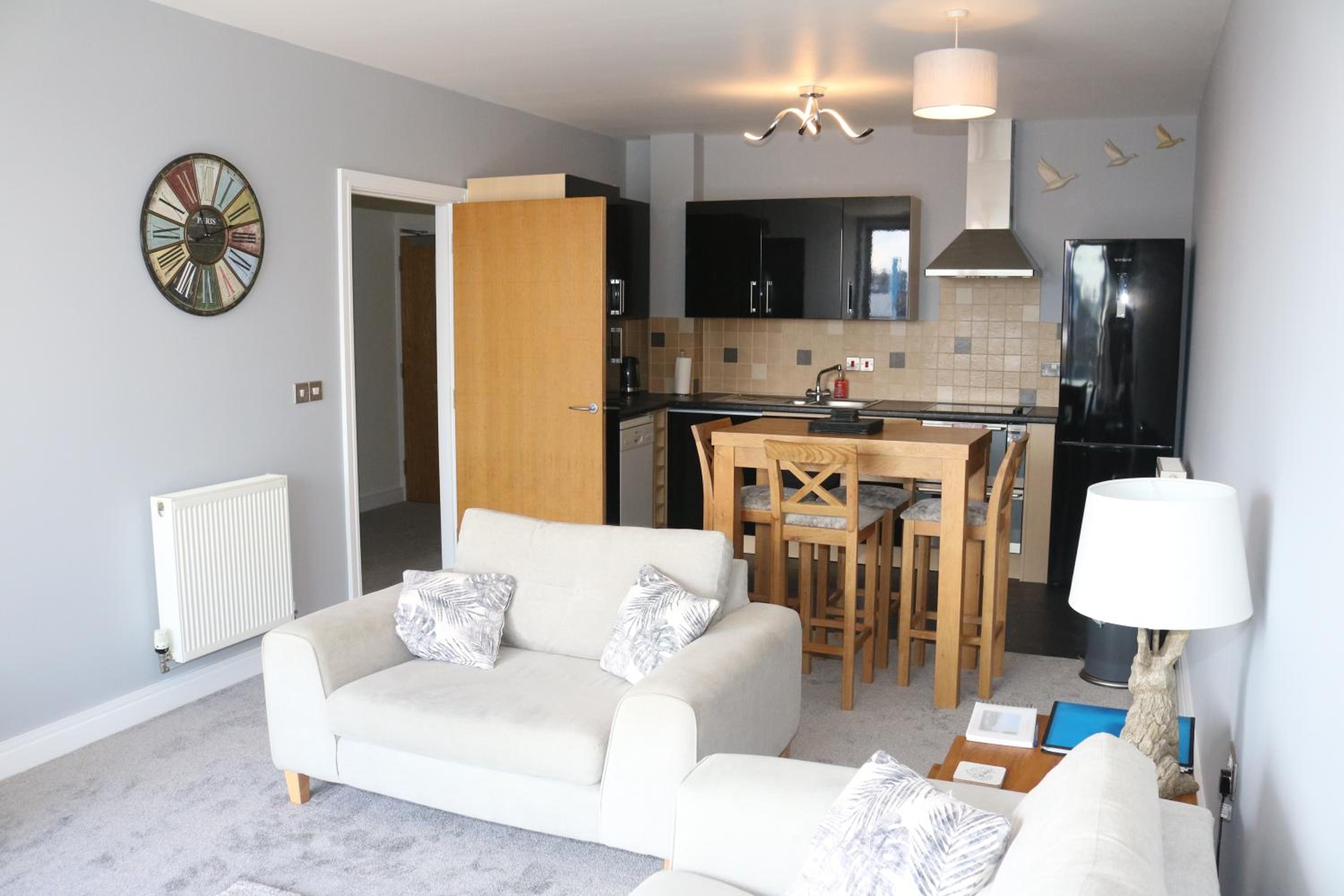 Plymouth Flat with Sea Views view 5