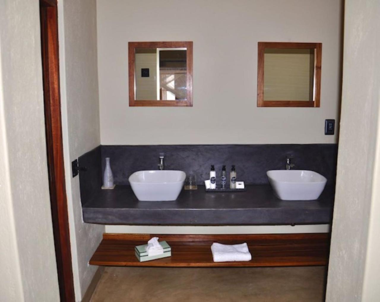 La Lechere Guest House