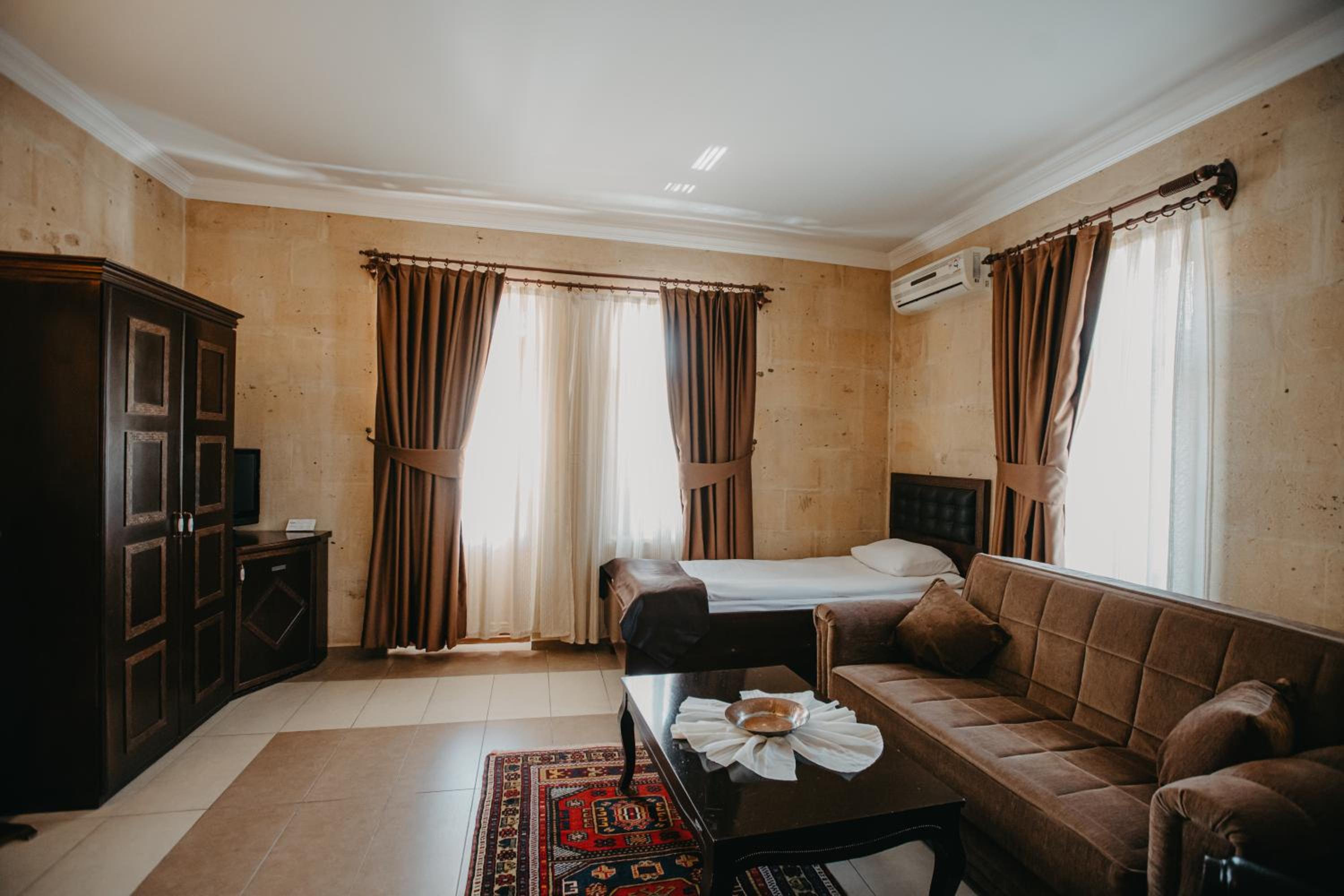Goreme Vacations - Royal Stone Houses - Goreme - Property Image 2