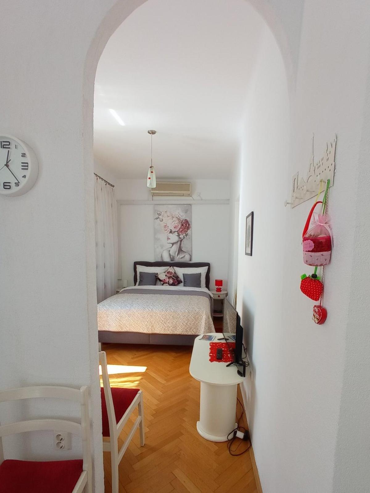 Apartments Eldin