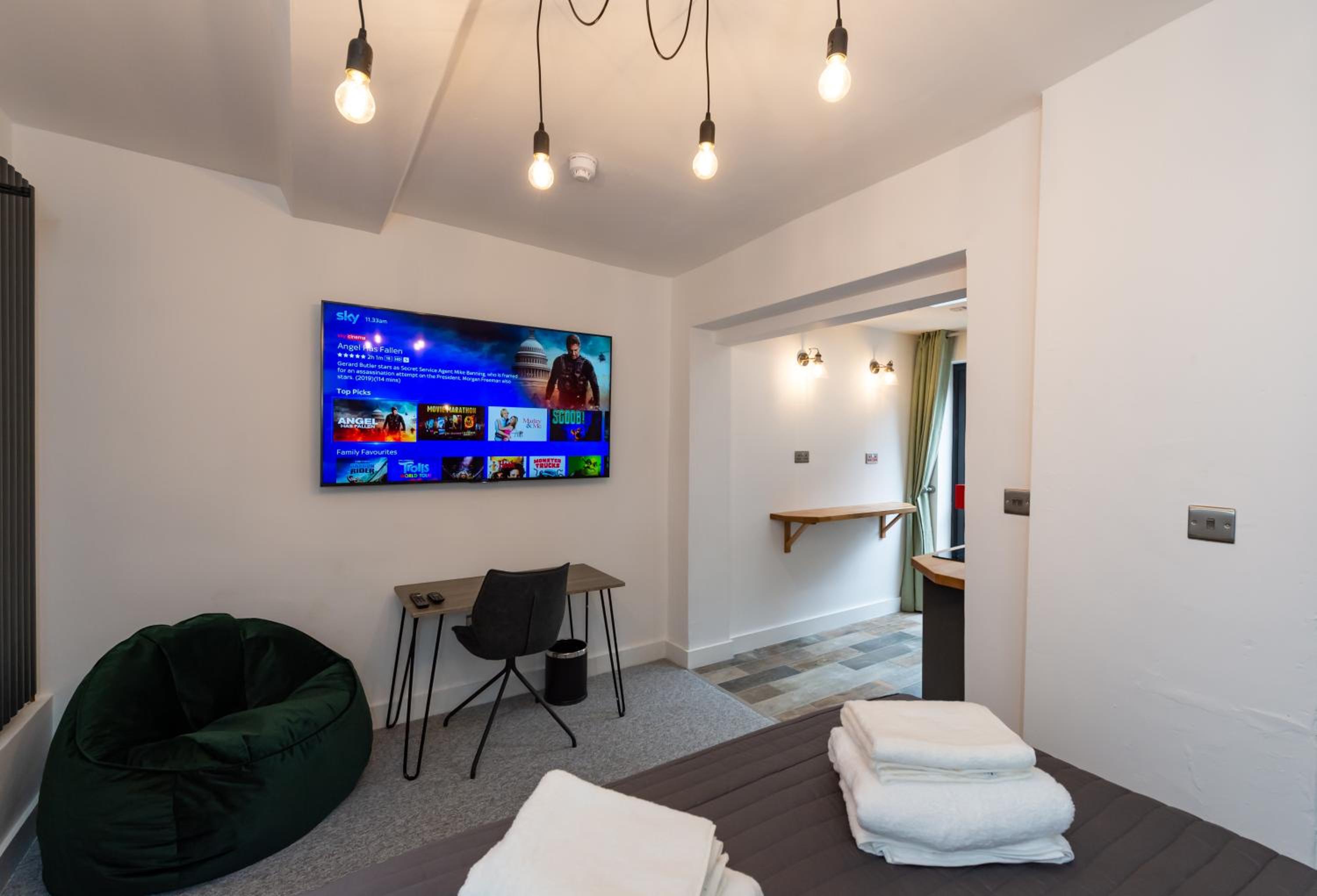 Worcester Vacations - Riize Boutique Hotel Worcester Self Check-in City Centre - Property Image 37