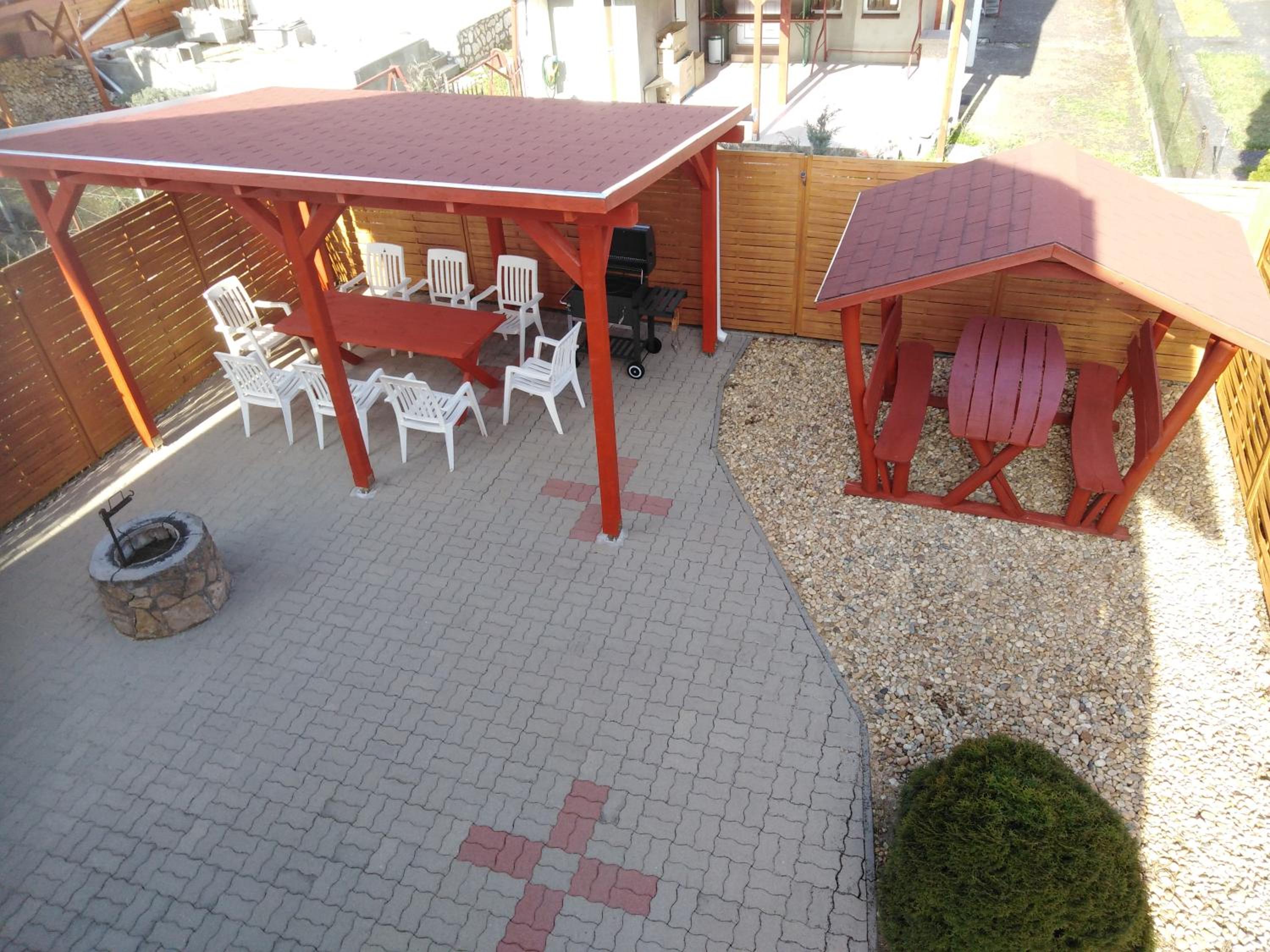 Photo 46