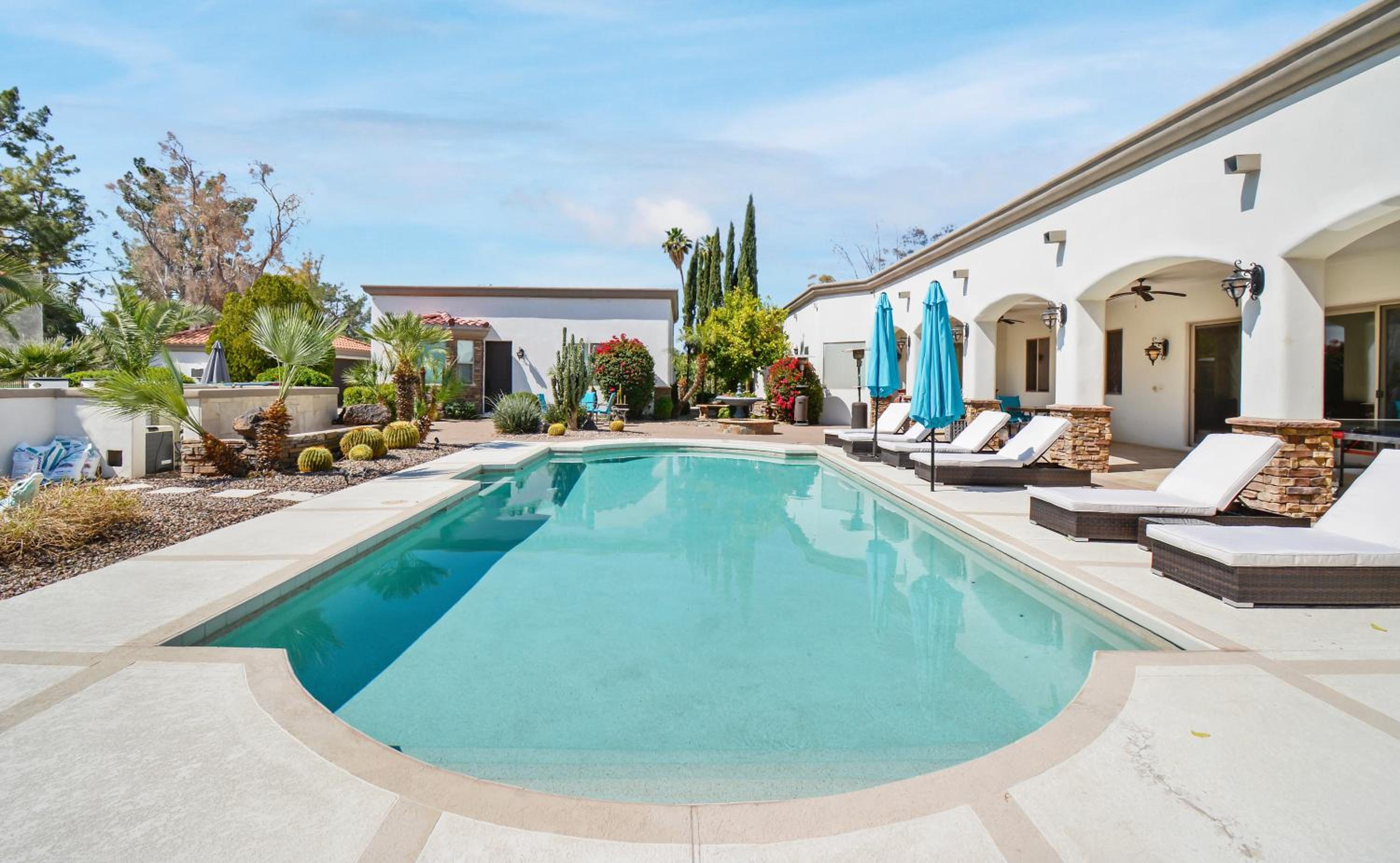 7BR Villa on Golf Course with Castita Pool Tennis and Basketball Court view 3