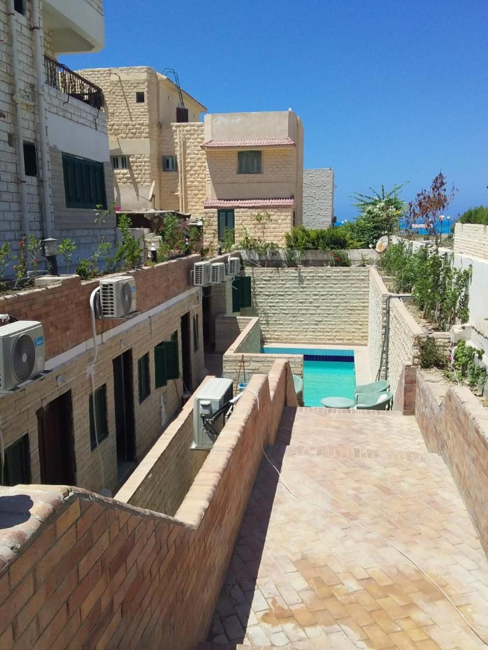 no 4and5 Basement Chalets 2 Beds Green Beach on the pool 114b view 4