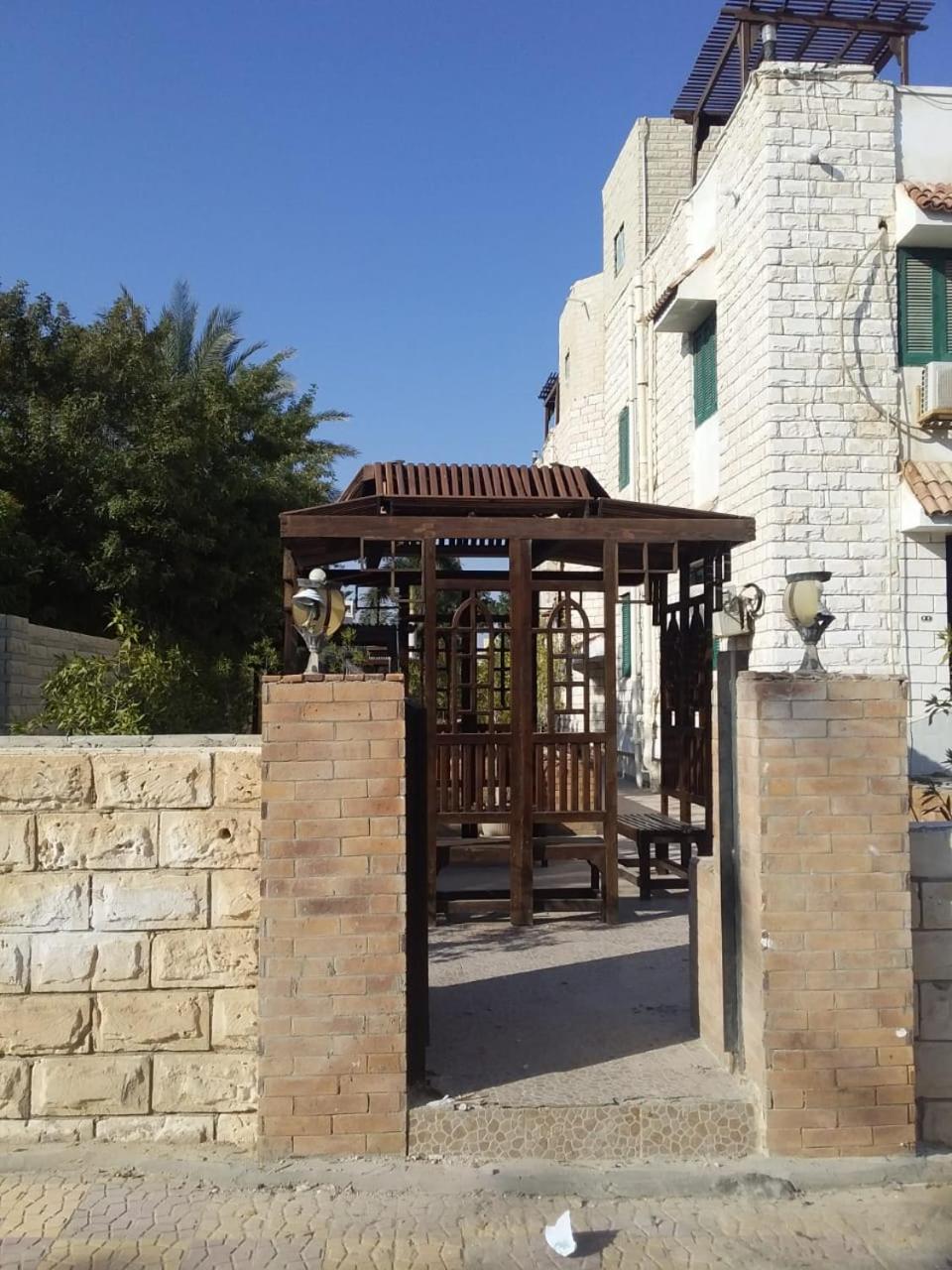 no 4and5 Basement Chalets 2 Beds Green Beach on the pool 114b view 5