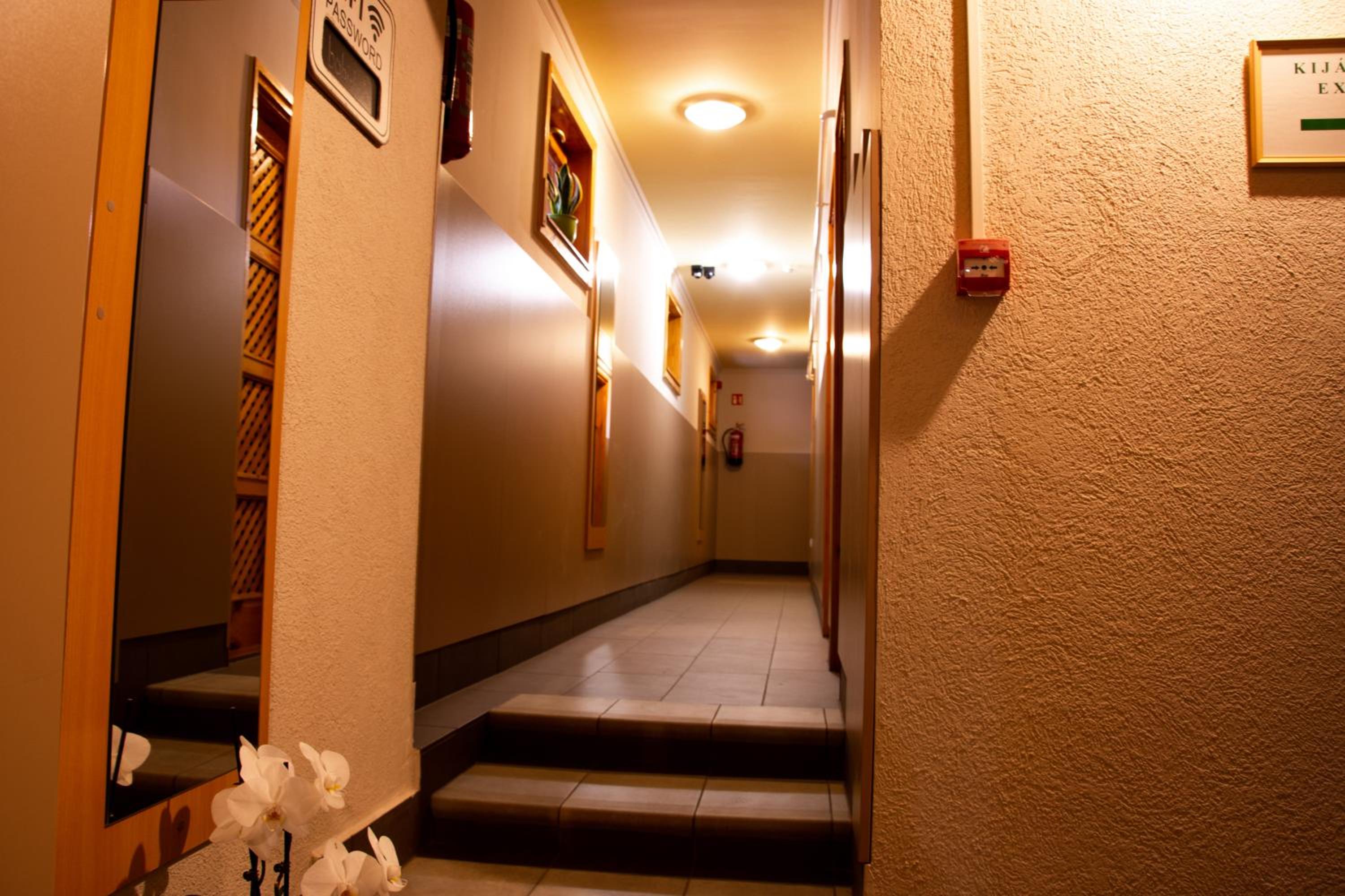 Photo 36