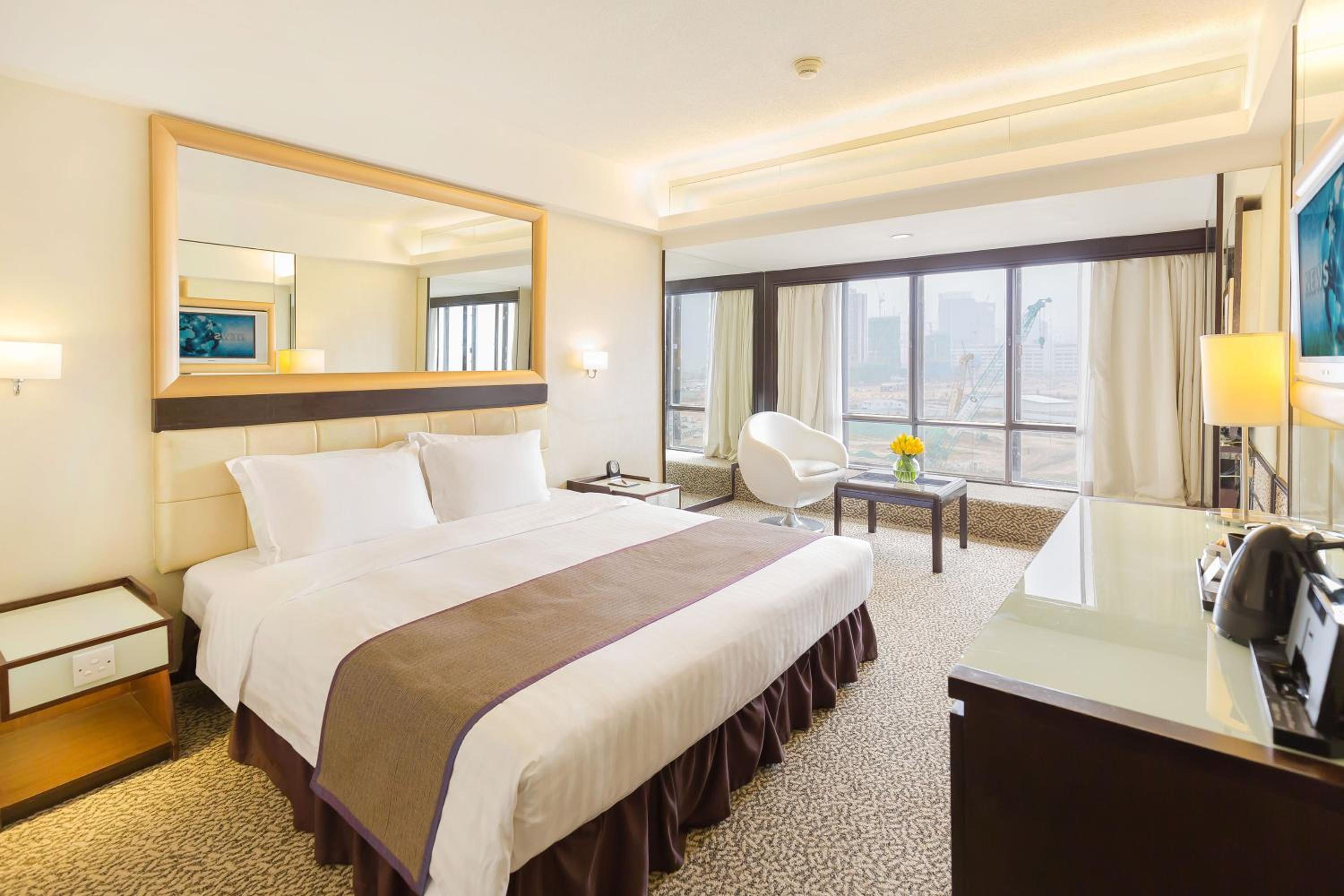 Regal Oriental Hotel