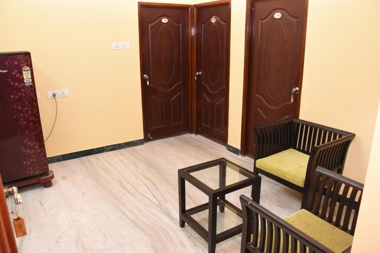 Aishwaryam Deshna Service Apartment Ambattur Chennai view 5