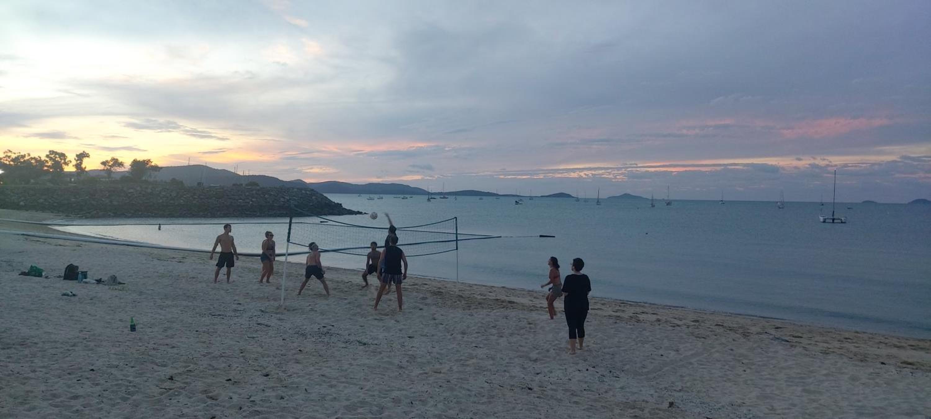 Backpackers By The Bay