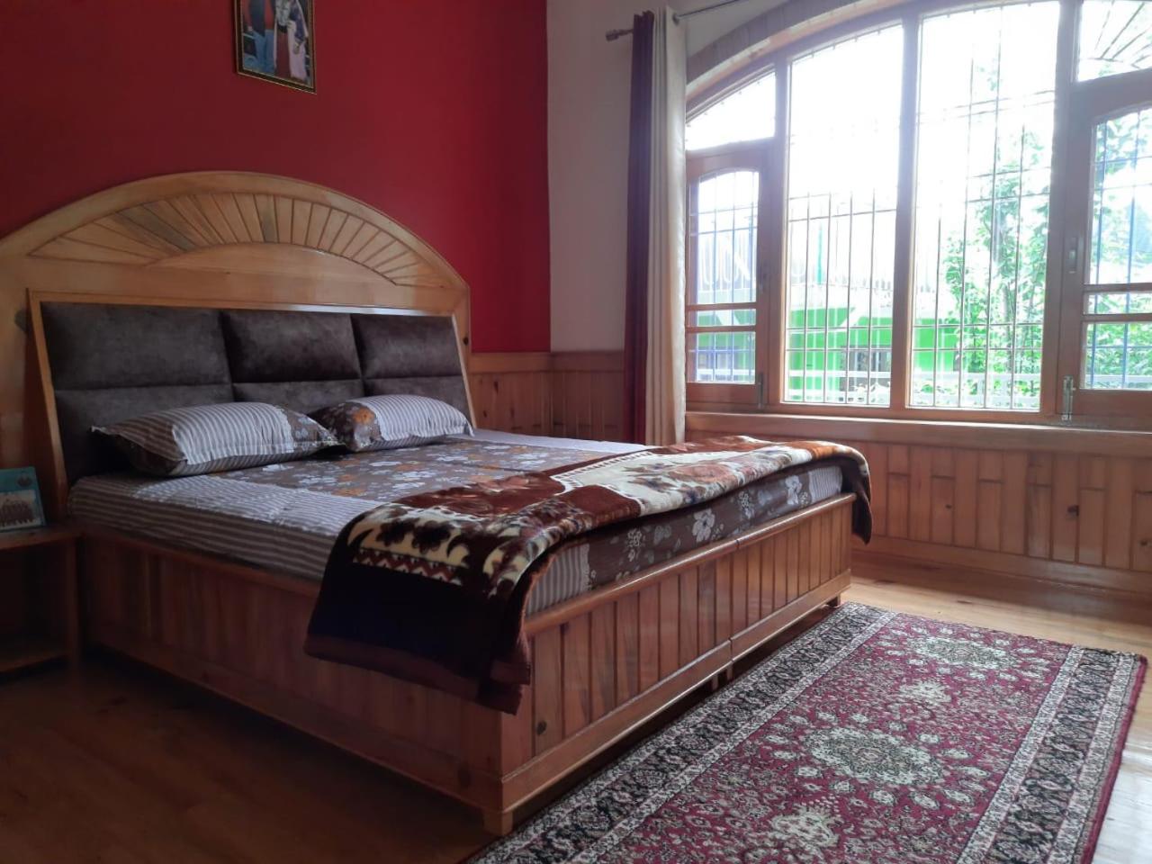 Photo 8