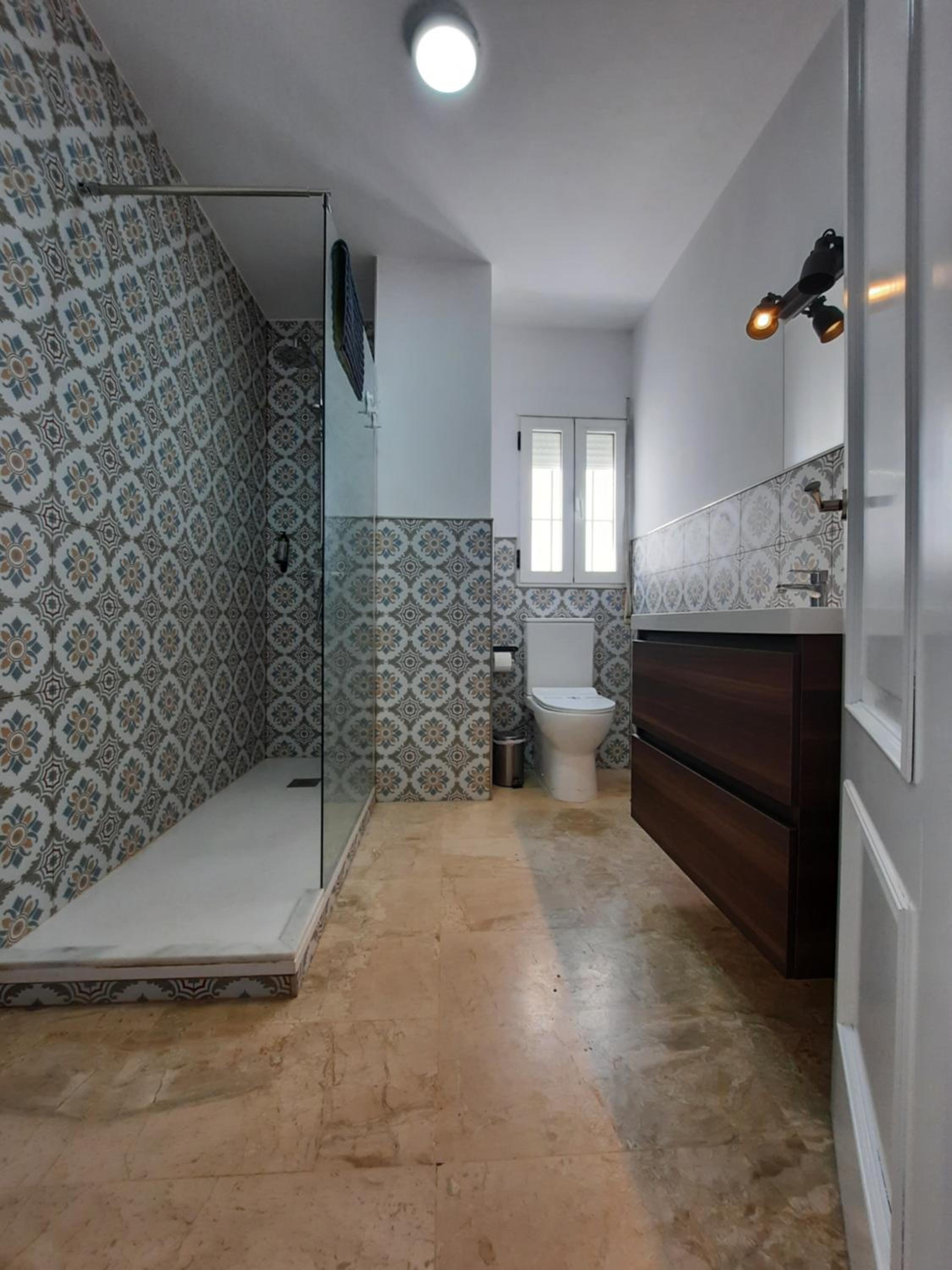 Avanel Boutique Apartments view 4