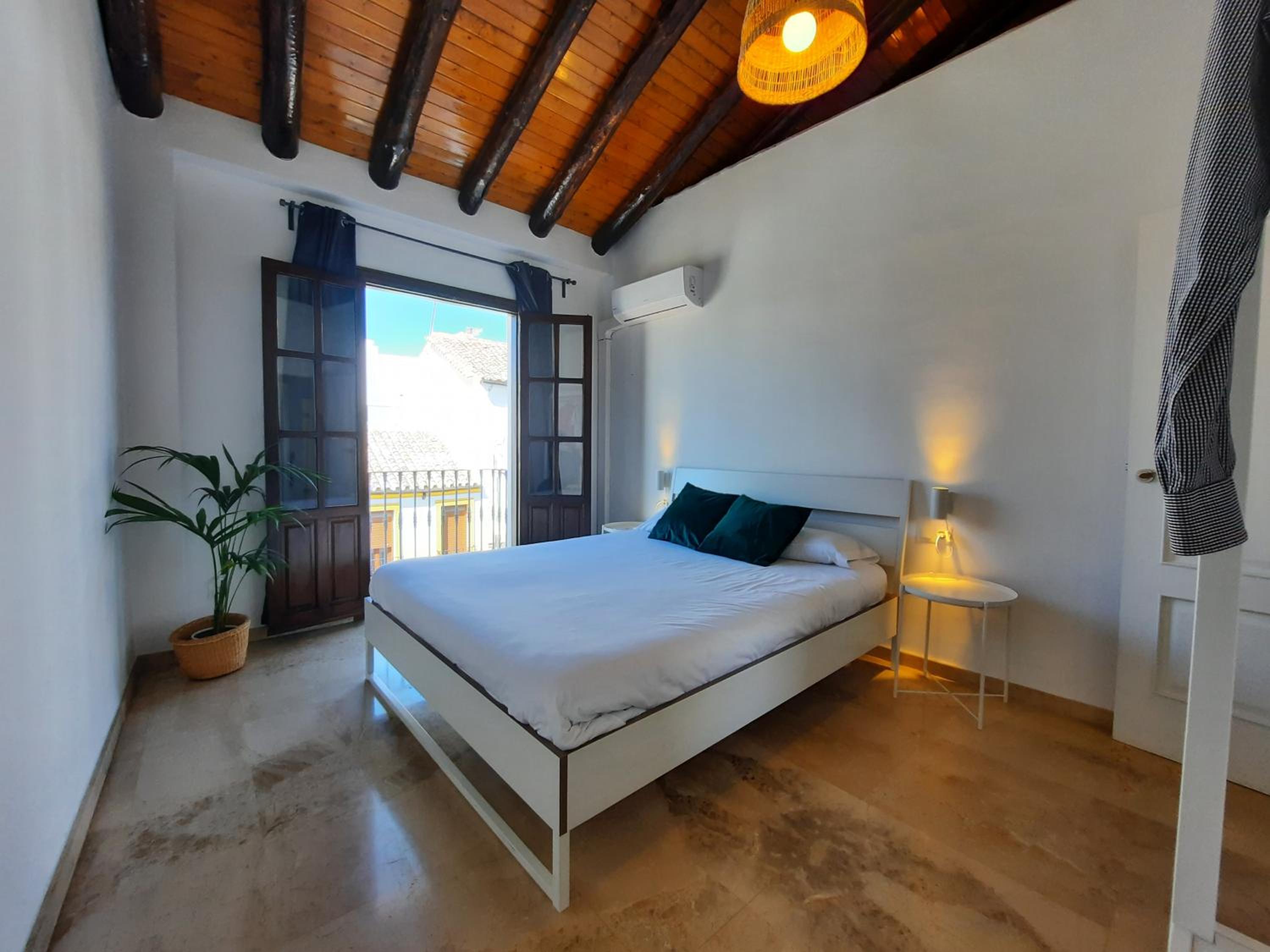 Avanel Boutique Apartments view 3