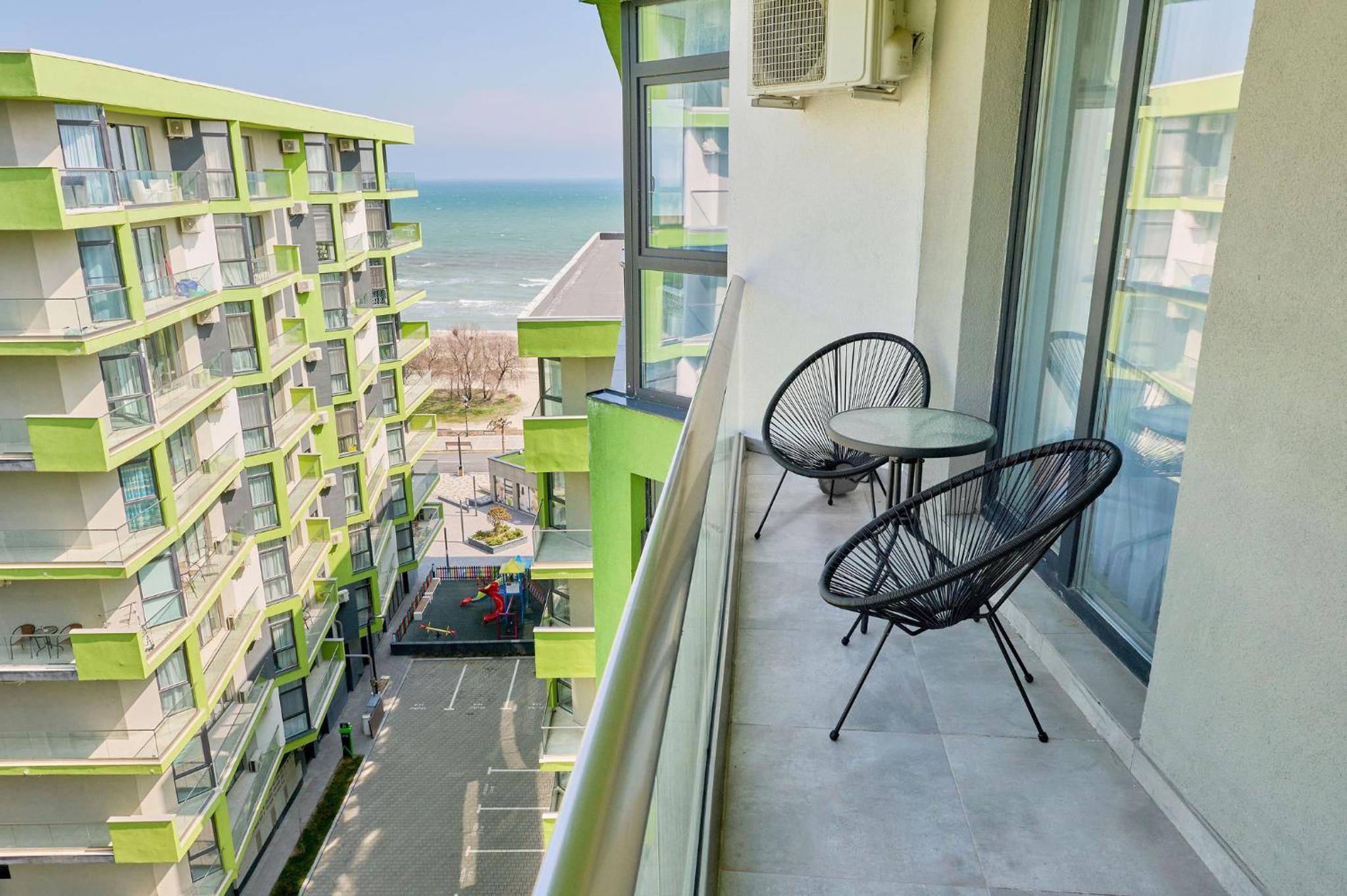 SeaLand Apartment - Spa n Pools beach Resort view 4