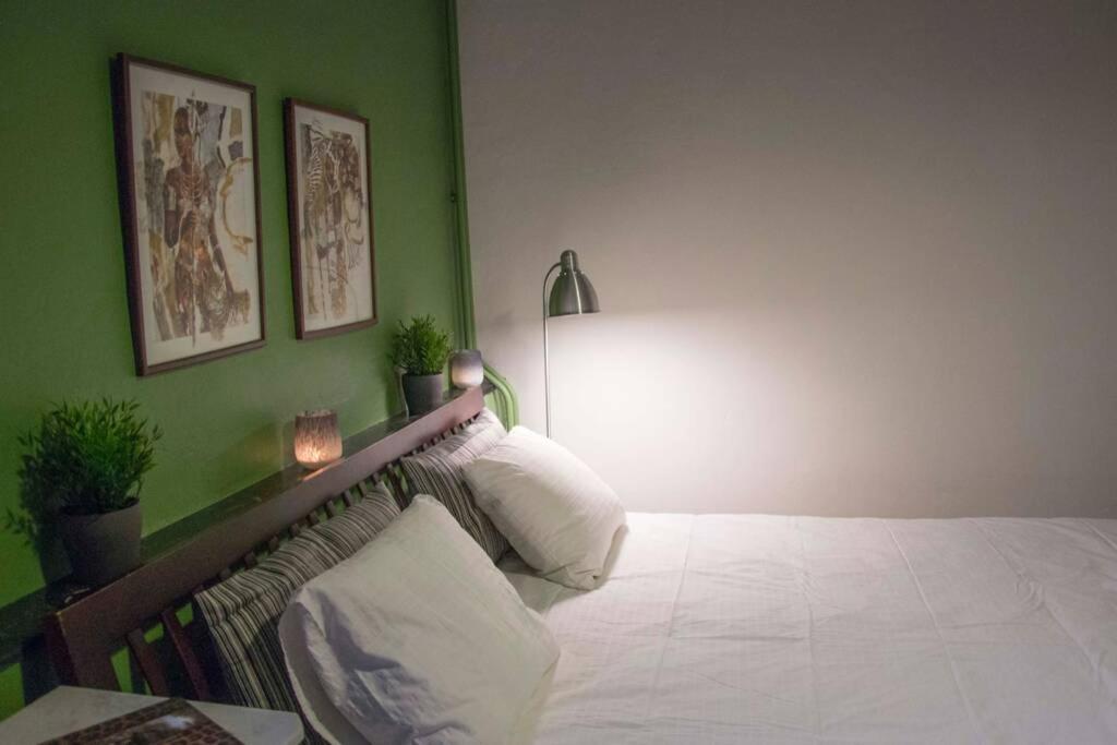 Enjoy Square - Spacious Holiday Home near Maredsous