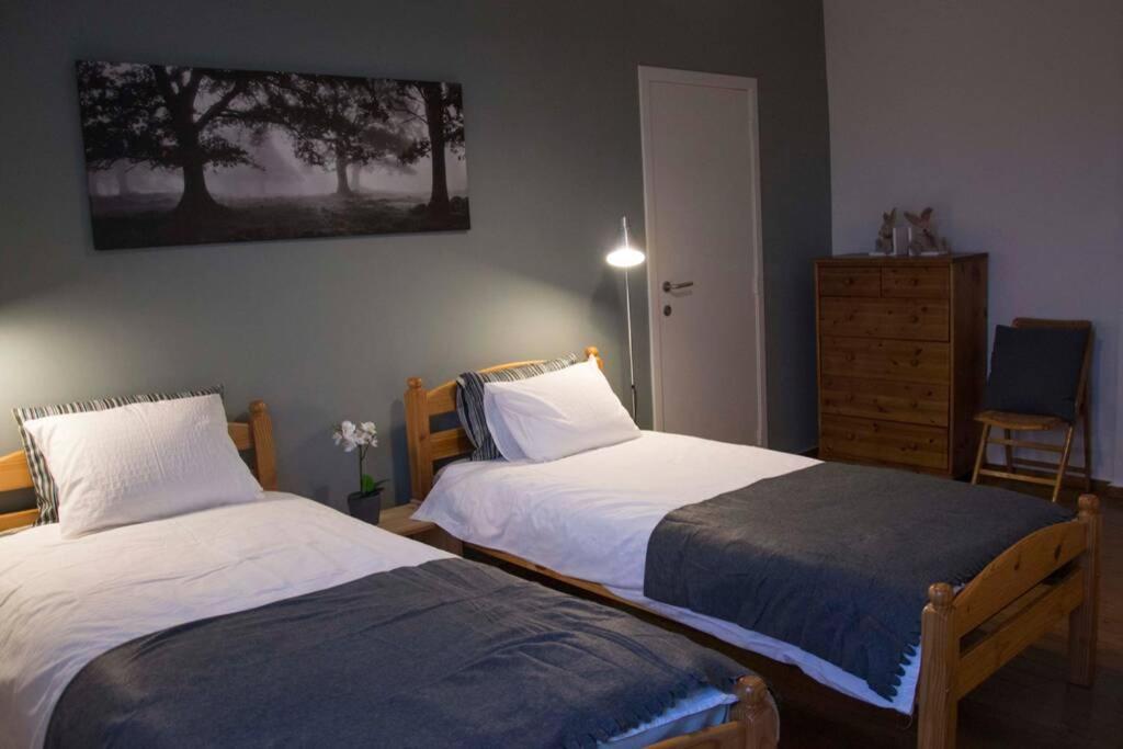 Enjoy Square - Spacious Holiday Home near Maredsous
