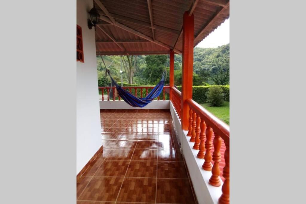 Casa Campestre Privada El Reposo con piscina y WIFI