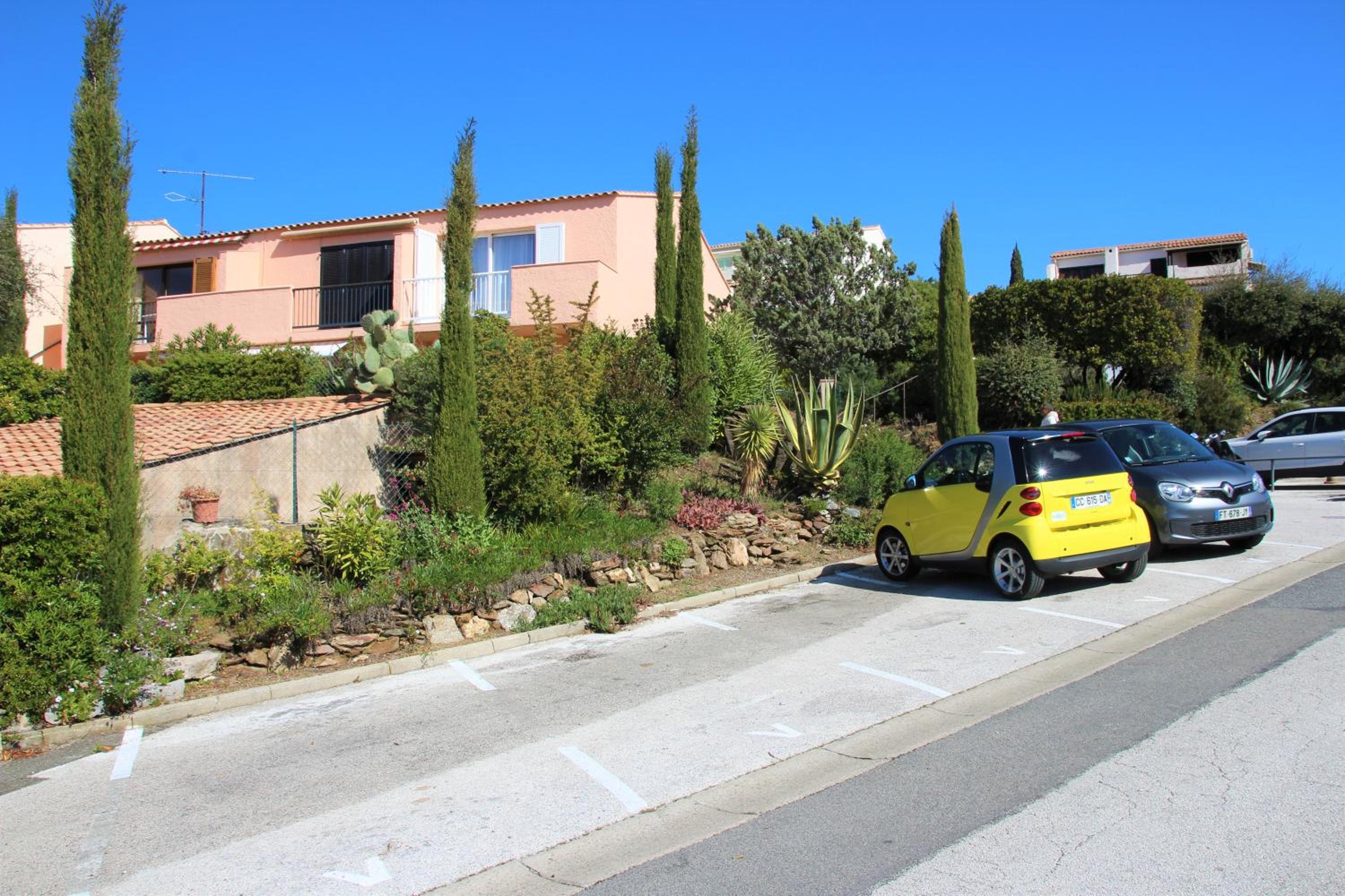 STUDIO POOL HOUSE 2 ETOILES VUE MER PANORAMIQUE AMAZING SEA VIEW WIFI LINGE LINEN INCLUS AIRCONDITIOn