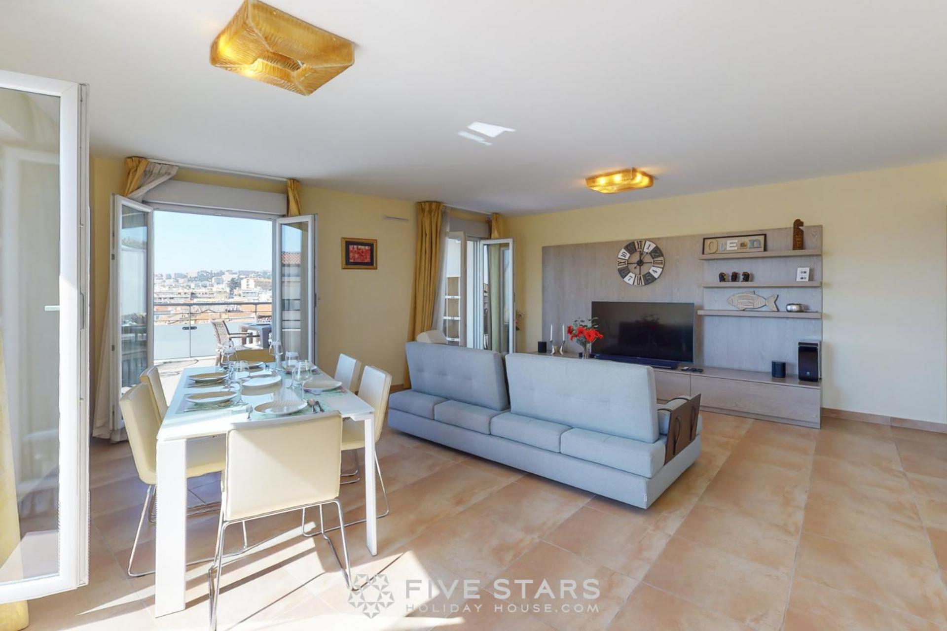 LUXURY BEACH five STARS HOLIDAY HOUSE photo 3