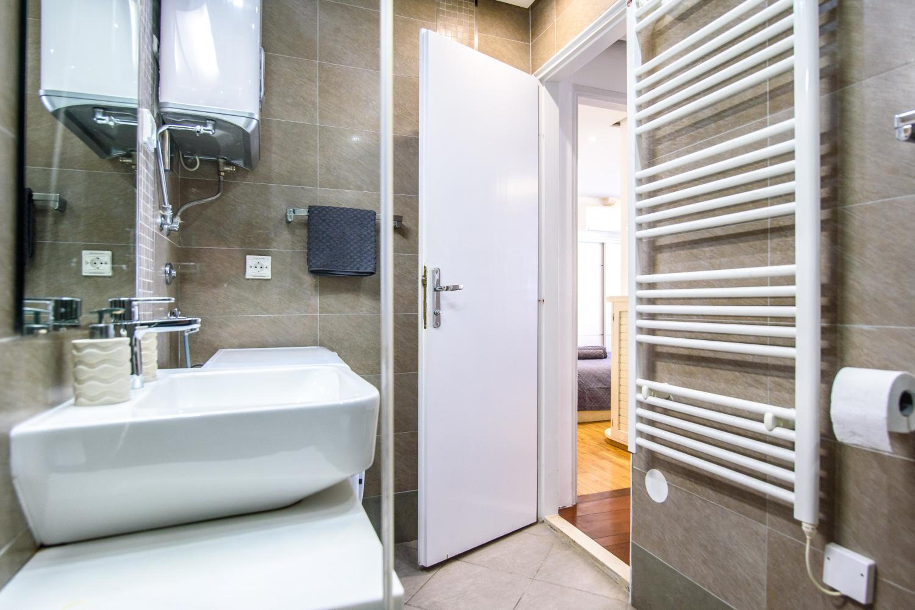LUAN OLD TOWN APARTMENT by DuHomes