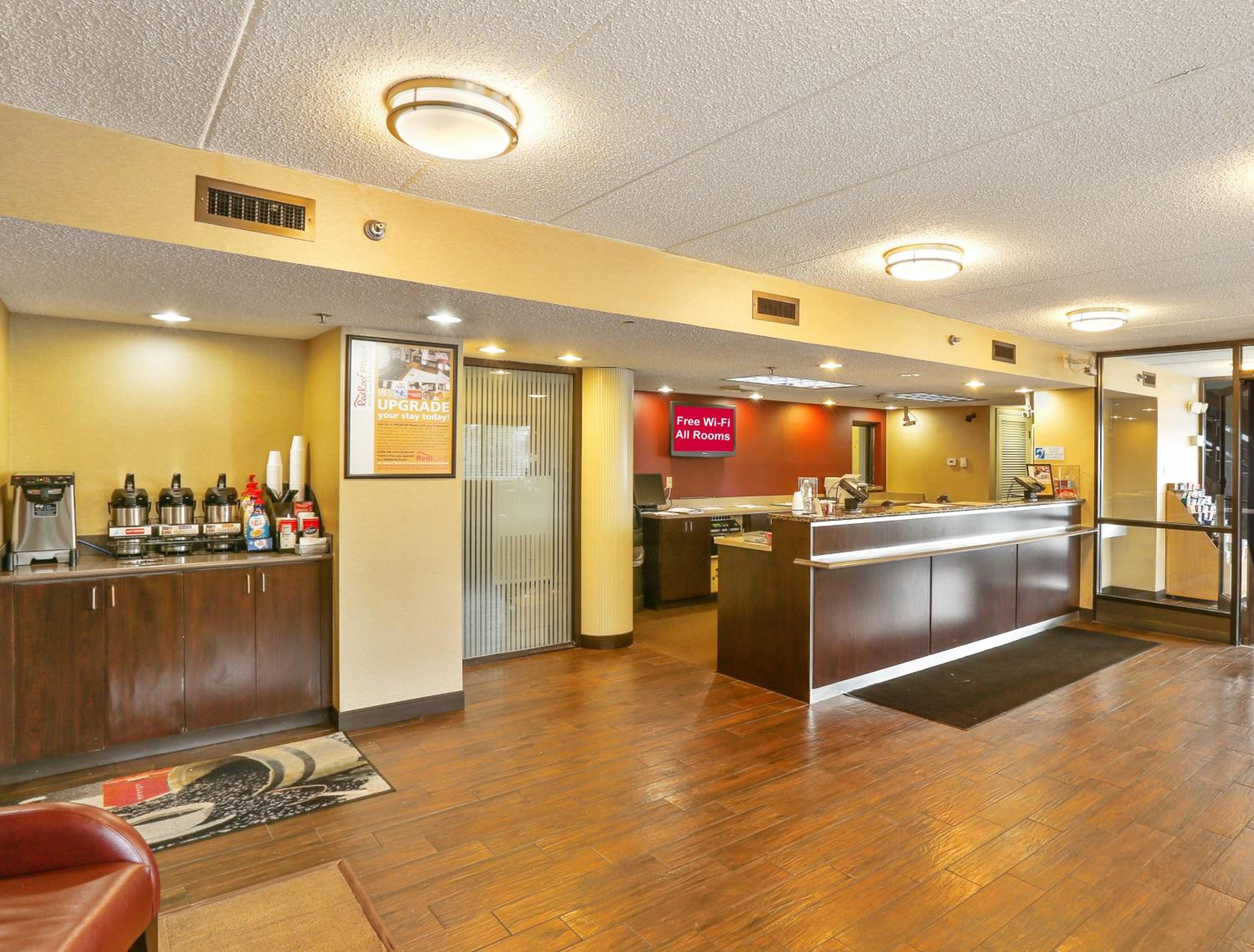 Red Roof Inn PLUS Baltimore North - Timonium - Property Image 28