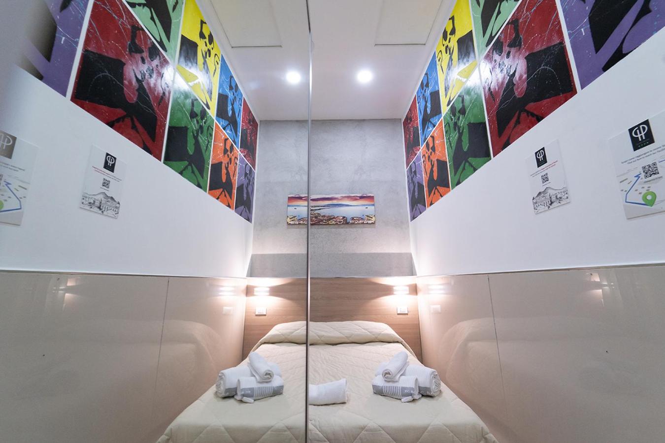 HR Boutique Porto, Napoli Centro, by ClaPa Group