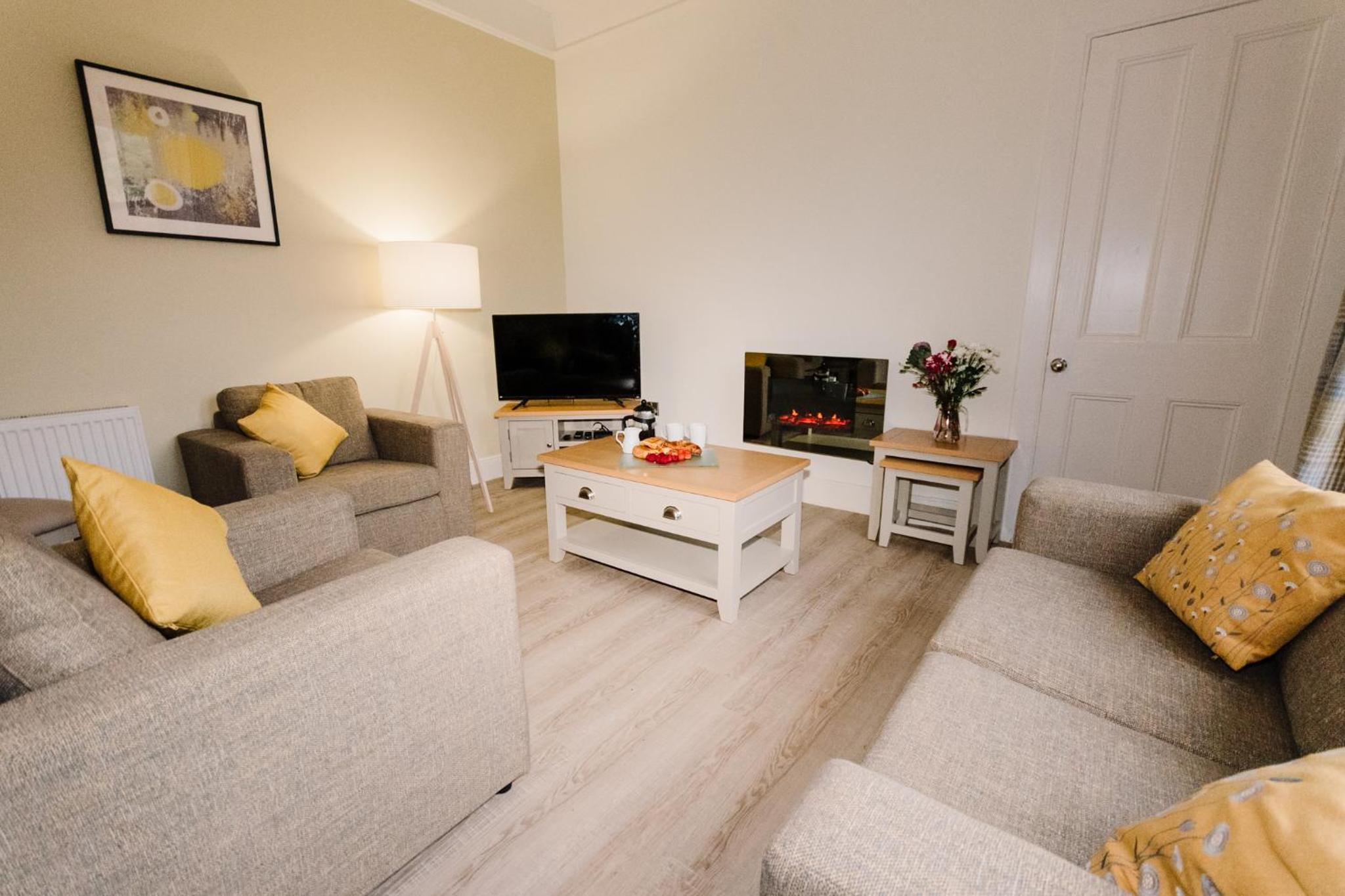 Erigmore Spa Cottage - A cosy cottage located in a countryside park with WIFI and access to swimming pool view 2