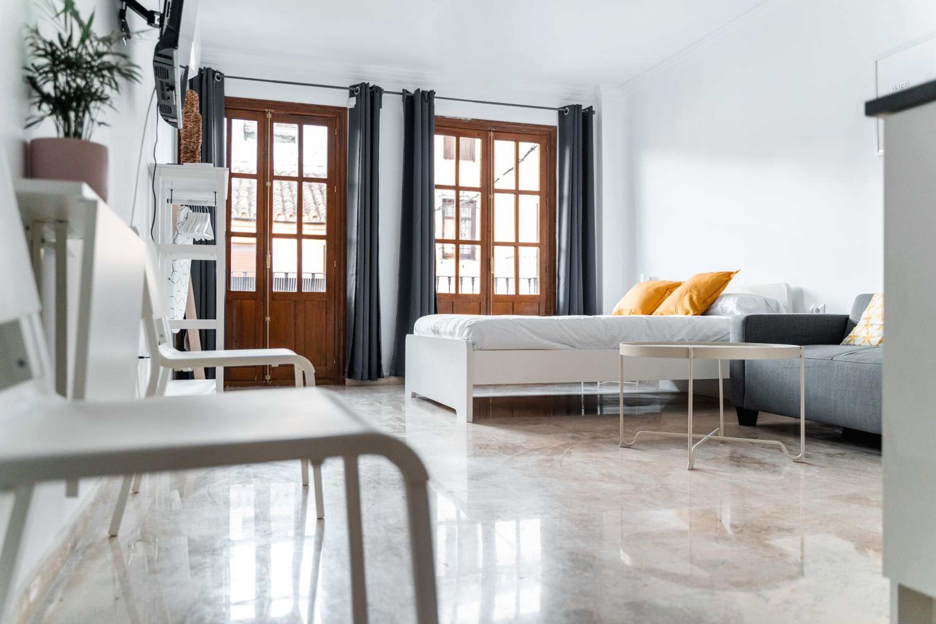 Avanel Boutique Apartments view 5
