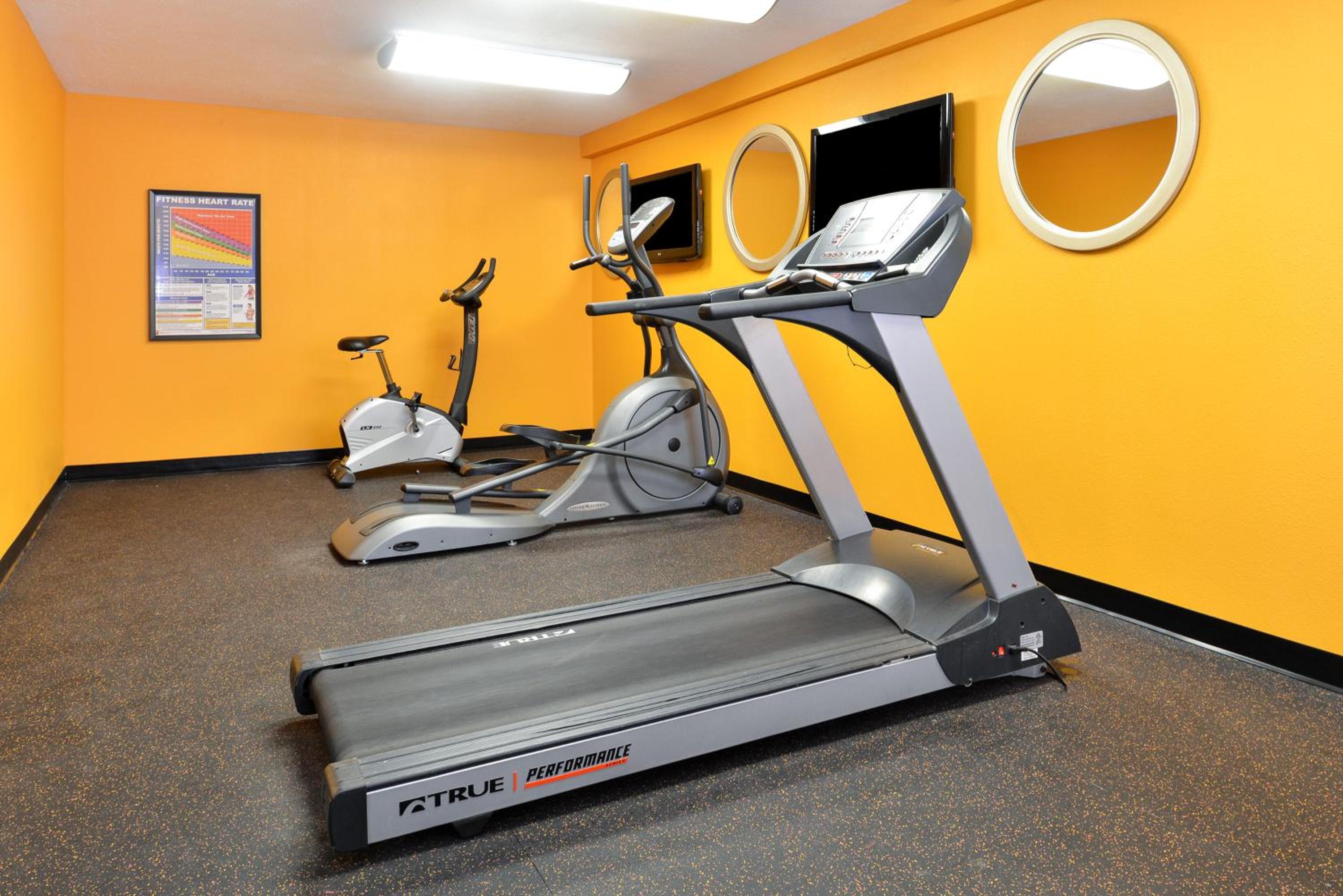 La Grande Vacations - Americas Best Value Sandman Inn - Property Image 2