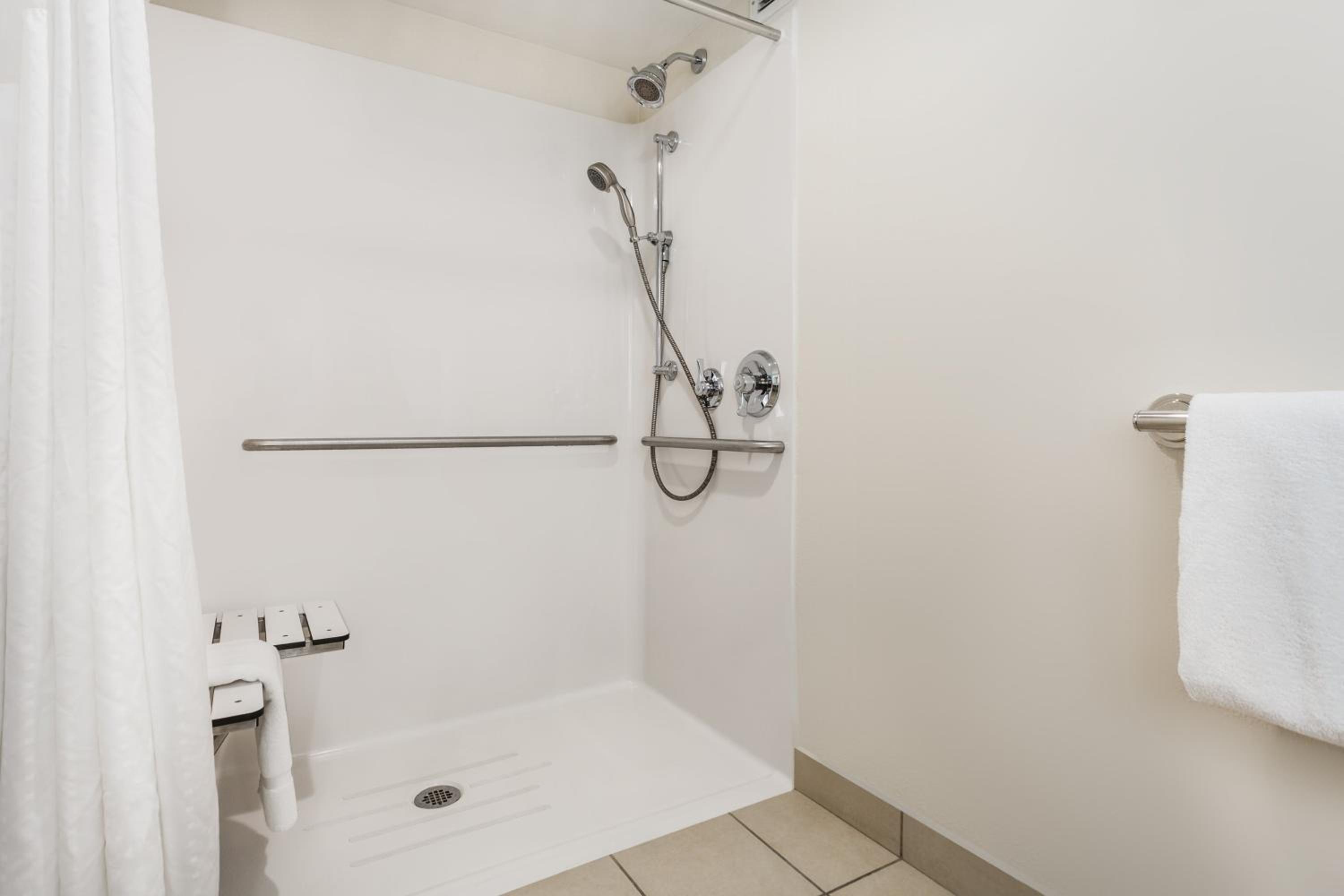 Holiday Inn Timonium, an IHG Hotel - Property Image 7