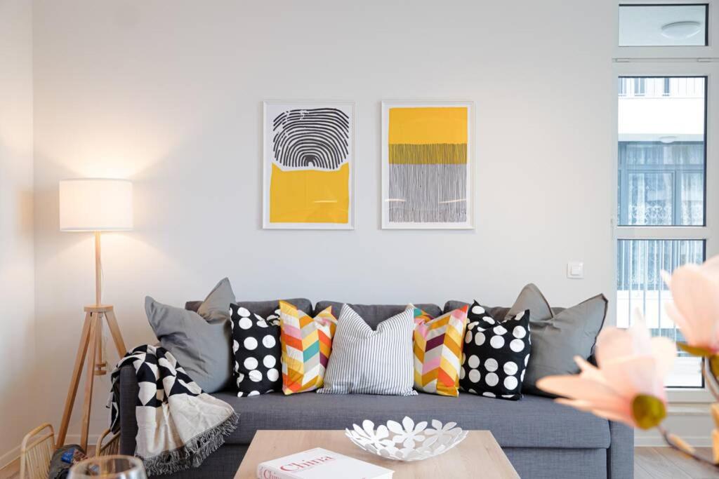 Scandinavian Airy APT in Business Area & Airport