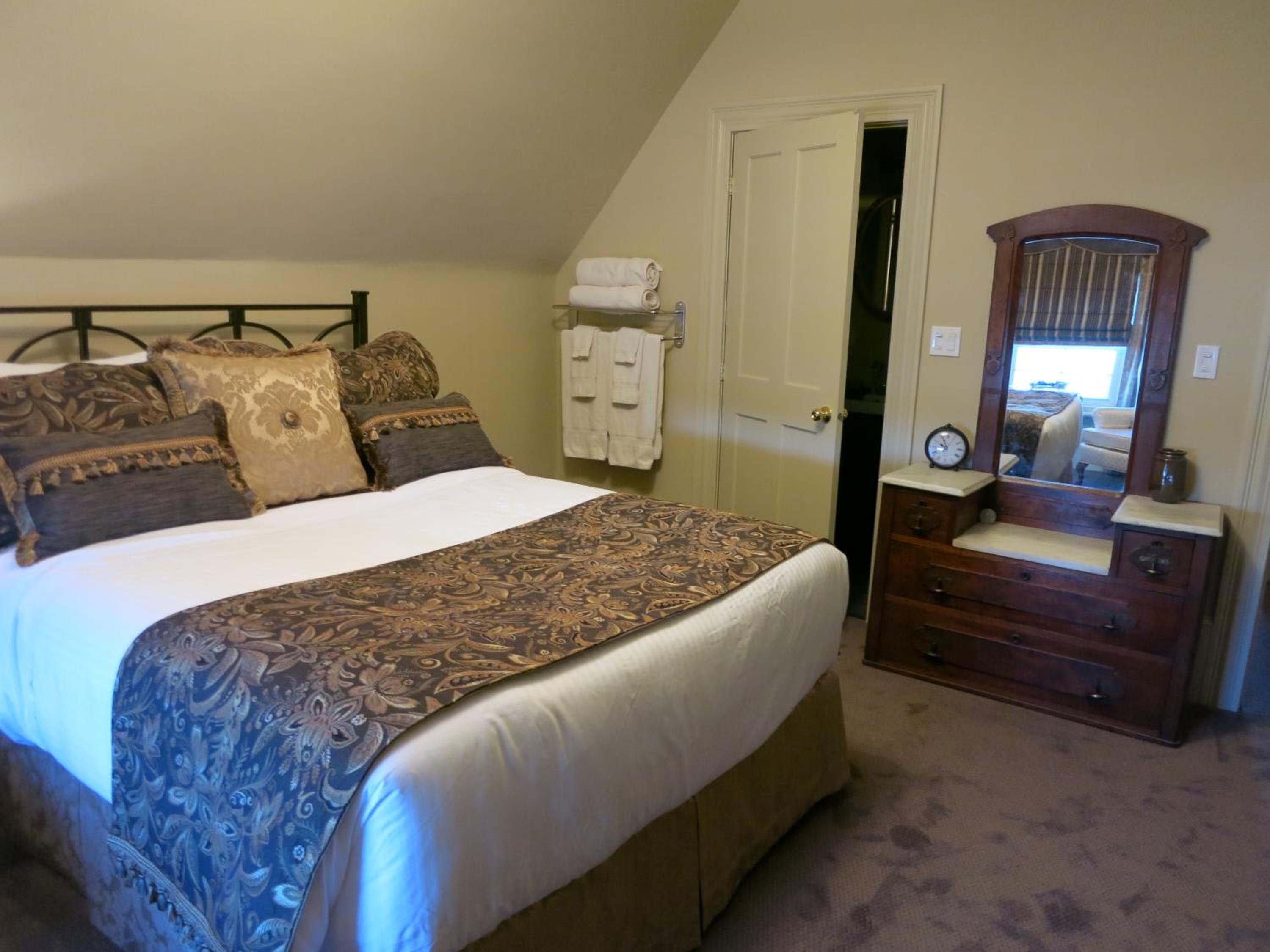 The Woodview Inn