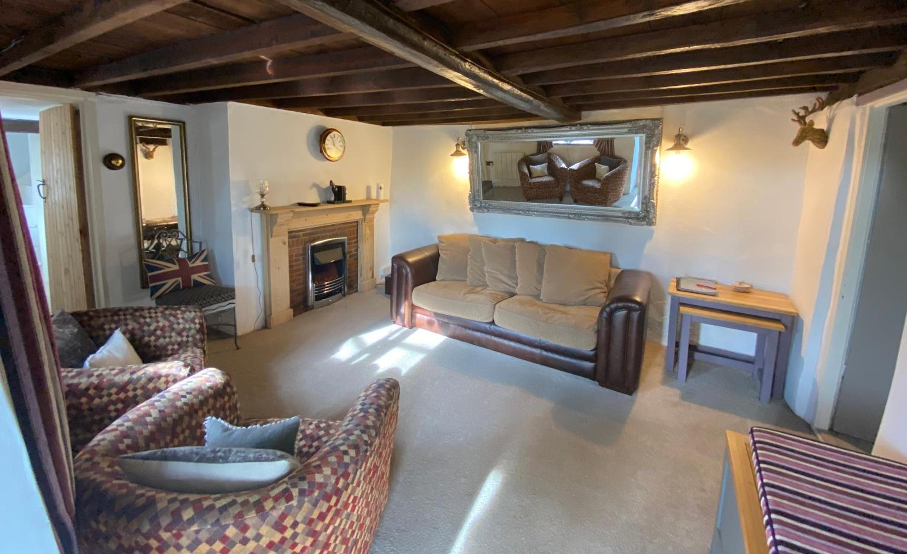 Thatch Cottage, East Boldre nr Beaulieu and Lymington view 2