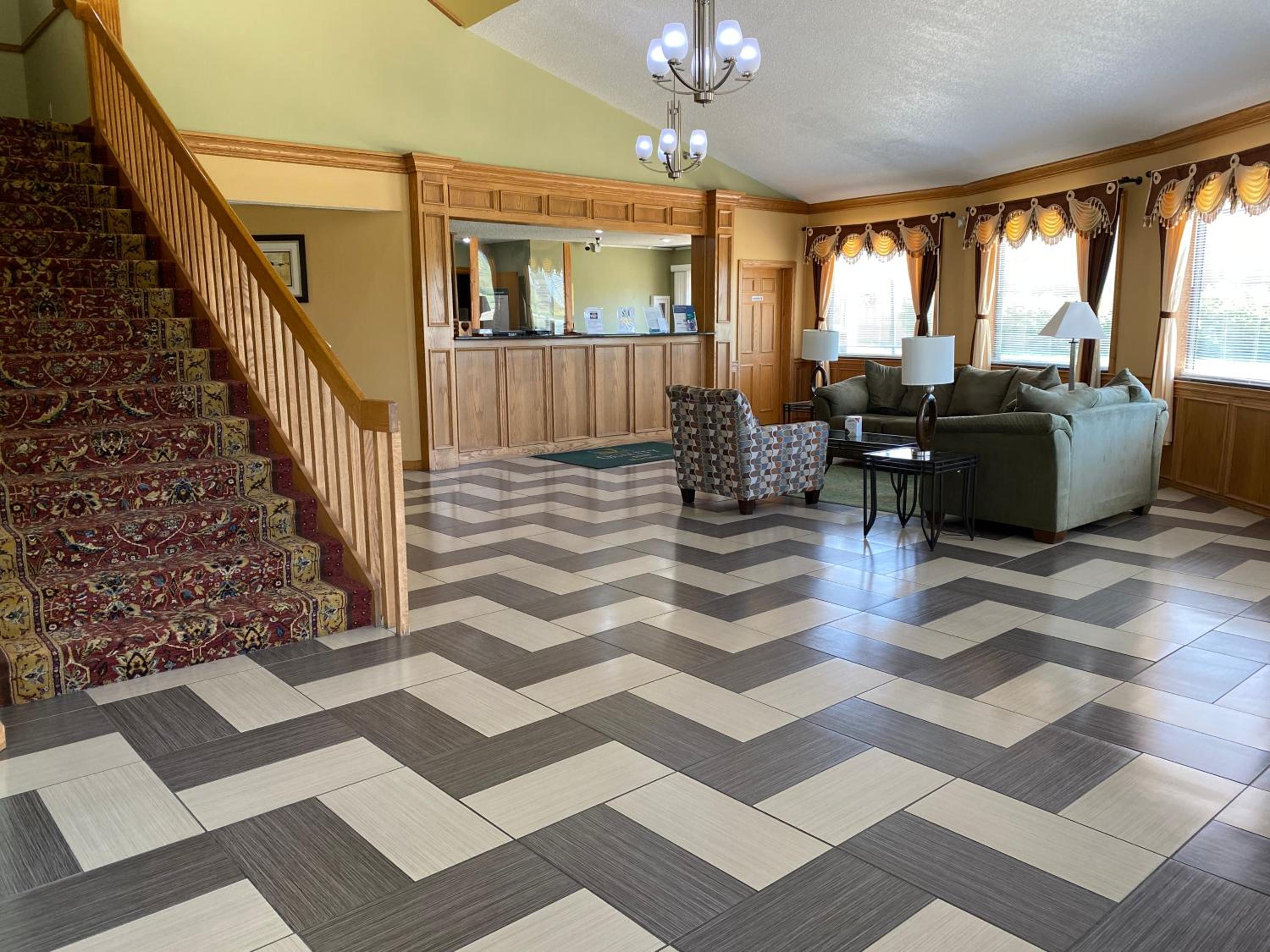 Quality Inn Morton at I-74 - Property Image 19