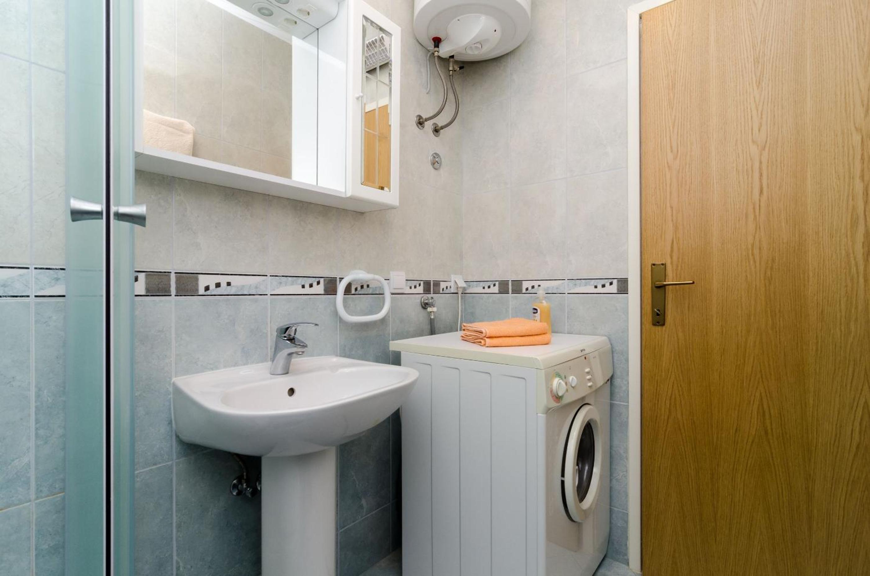 Apartments Ivan
