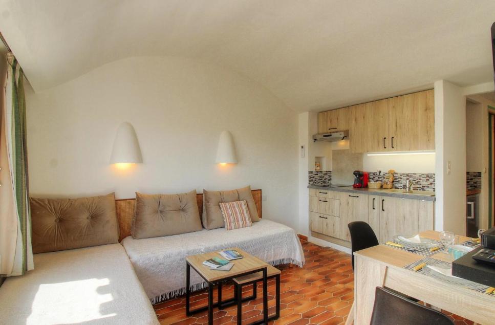 Appartement 2 pièces Pied dans l'eau view 5