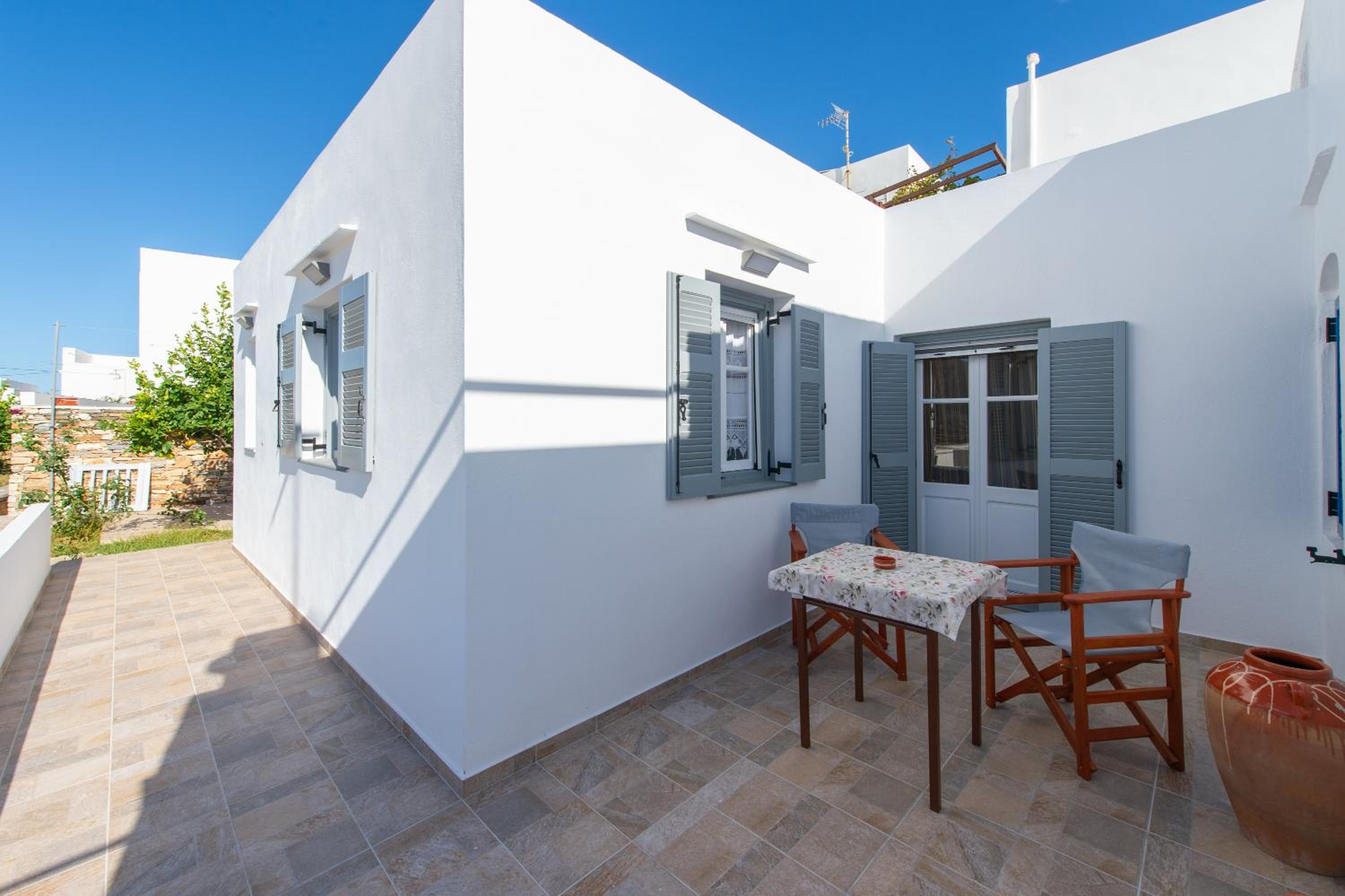 Mosxa House view 3