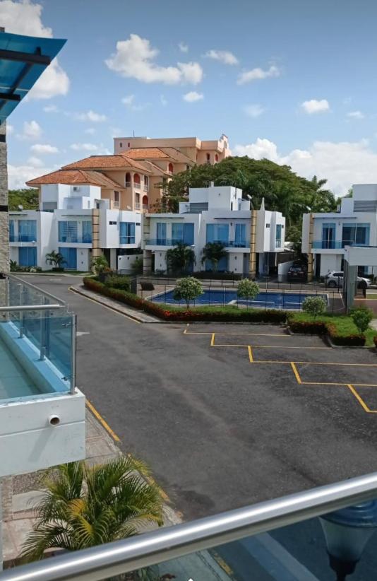 casa vacacional con piscina y jacuzzi privado en girardot