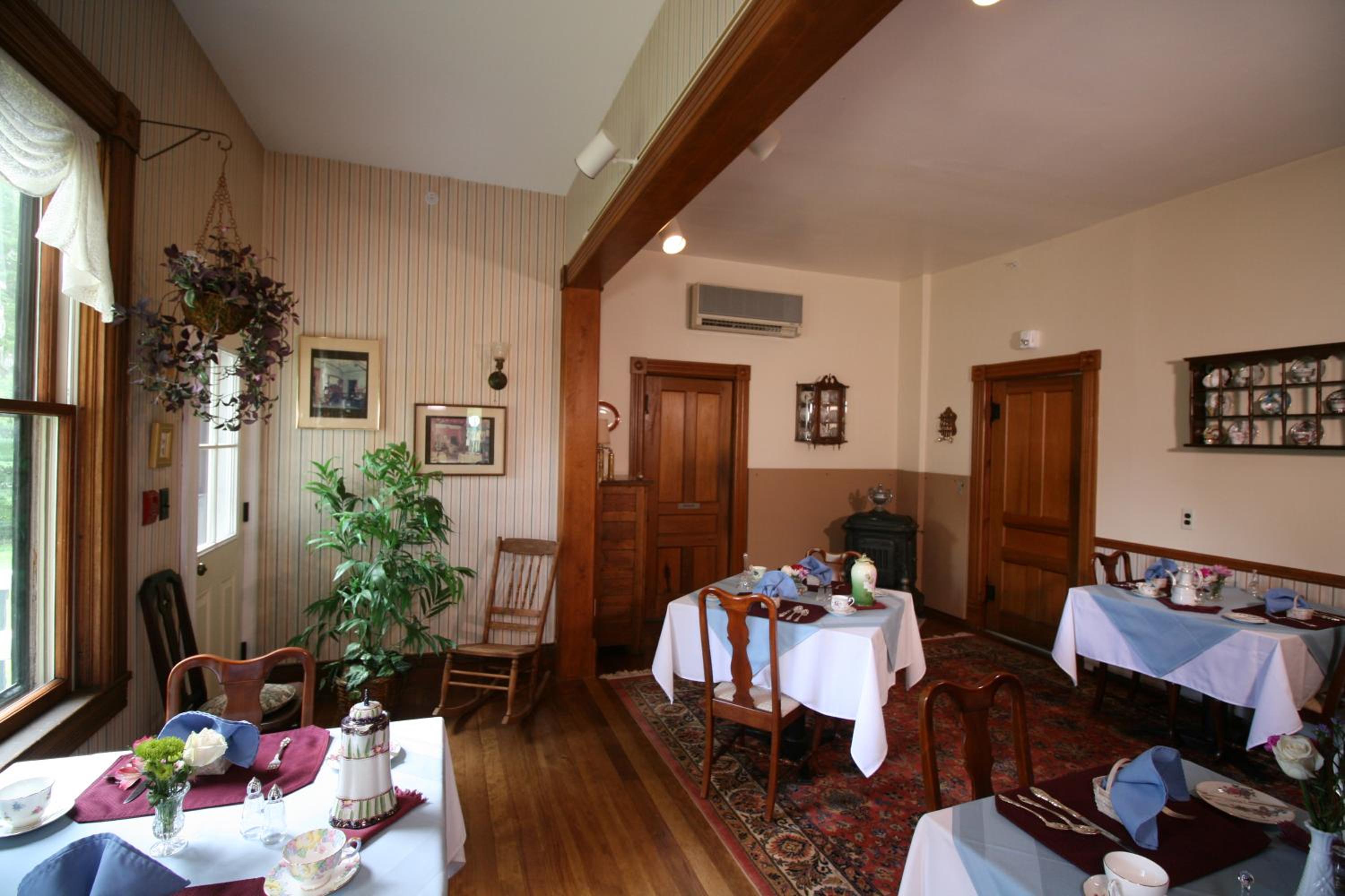 Photo 9