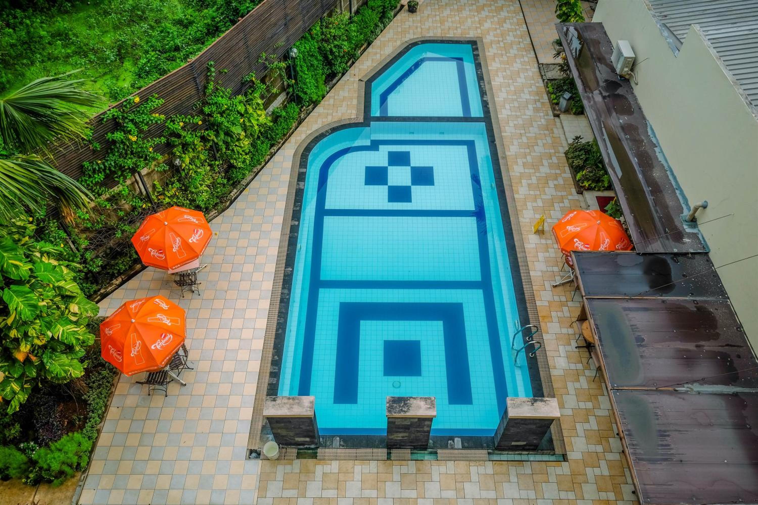 Nice and Comfort 2BR Metropark Condominium Apartment By Travelio