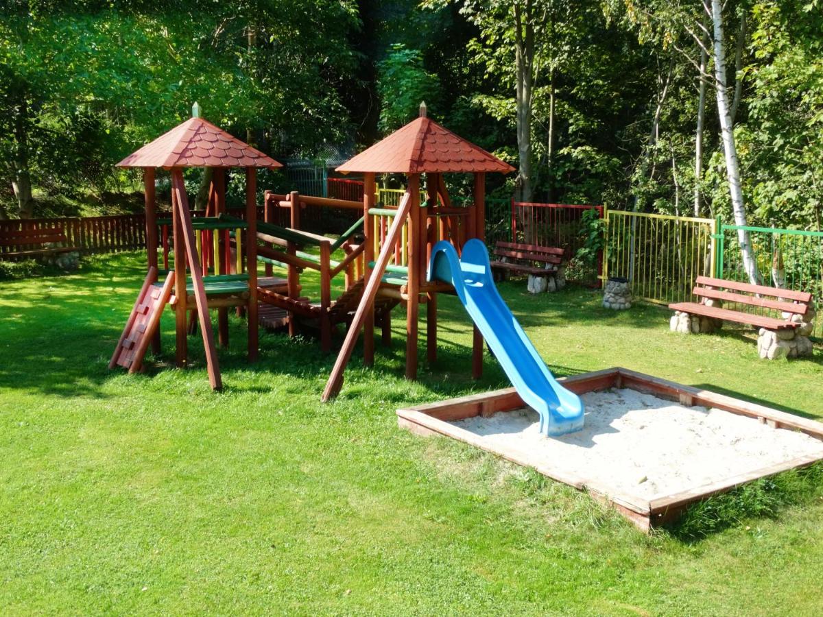 children's play area