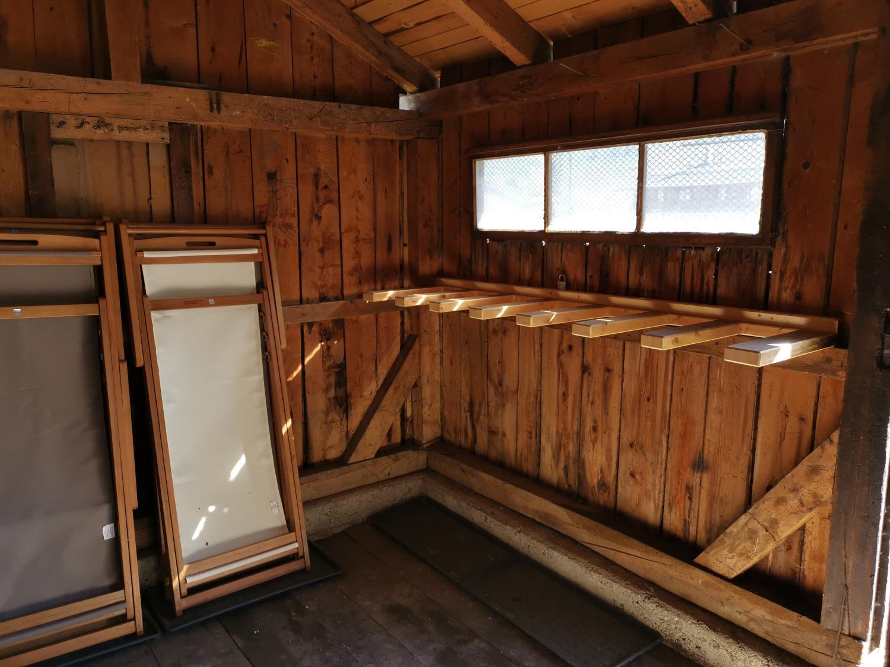 Family Friendly Chalet - Central with Beautiful Mountain Views