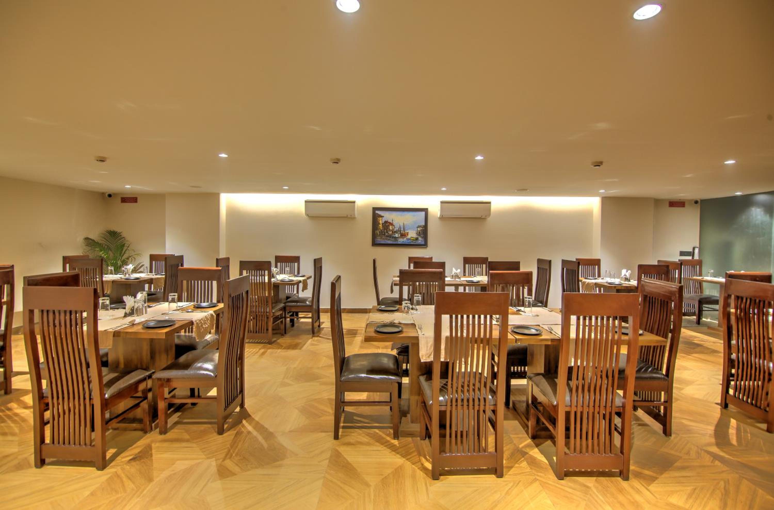 Gurgaon Vacations - Hotel 91 Huda City Centre - Property Image 7