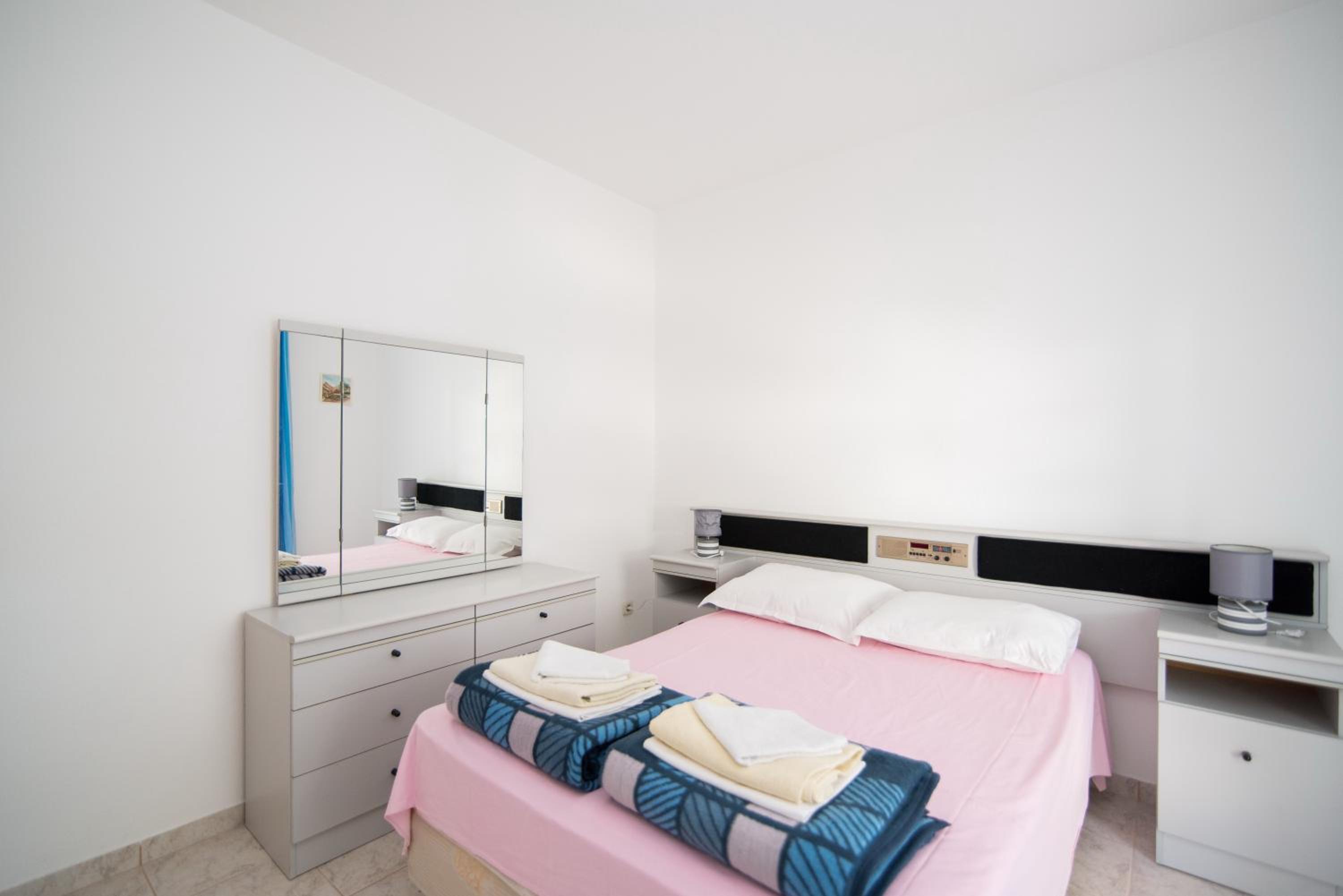 Apartments Pinija