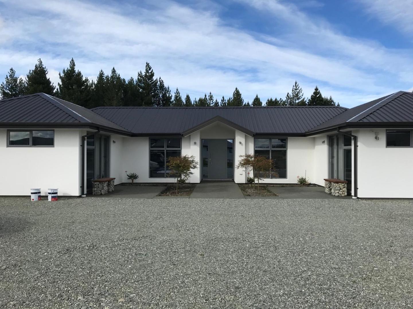 Hotel Stylish Space - Image 1