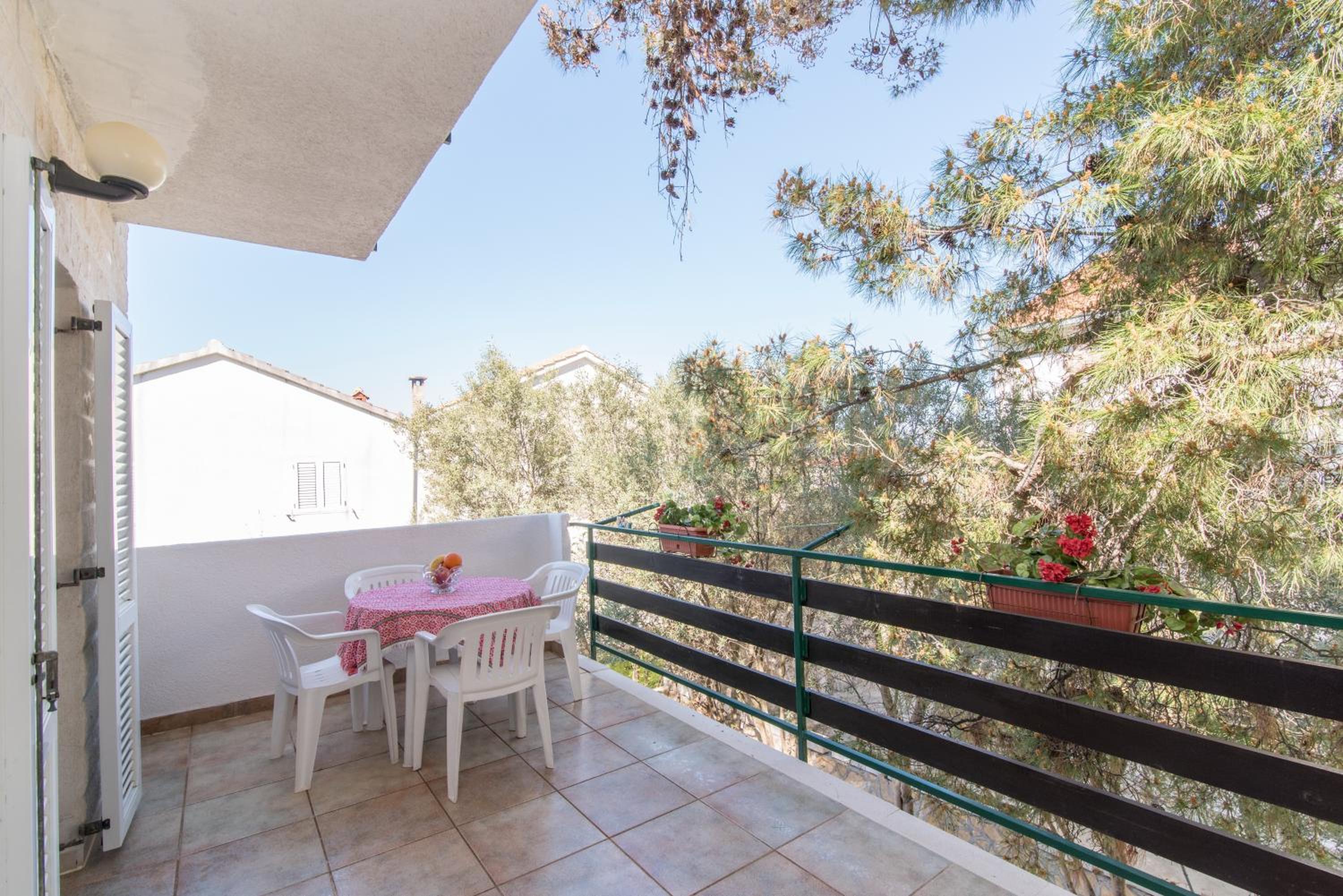 Apartments Pinija