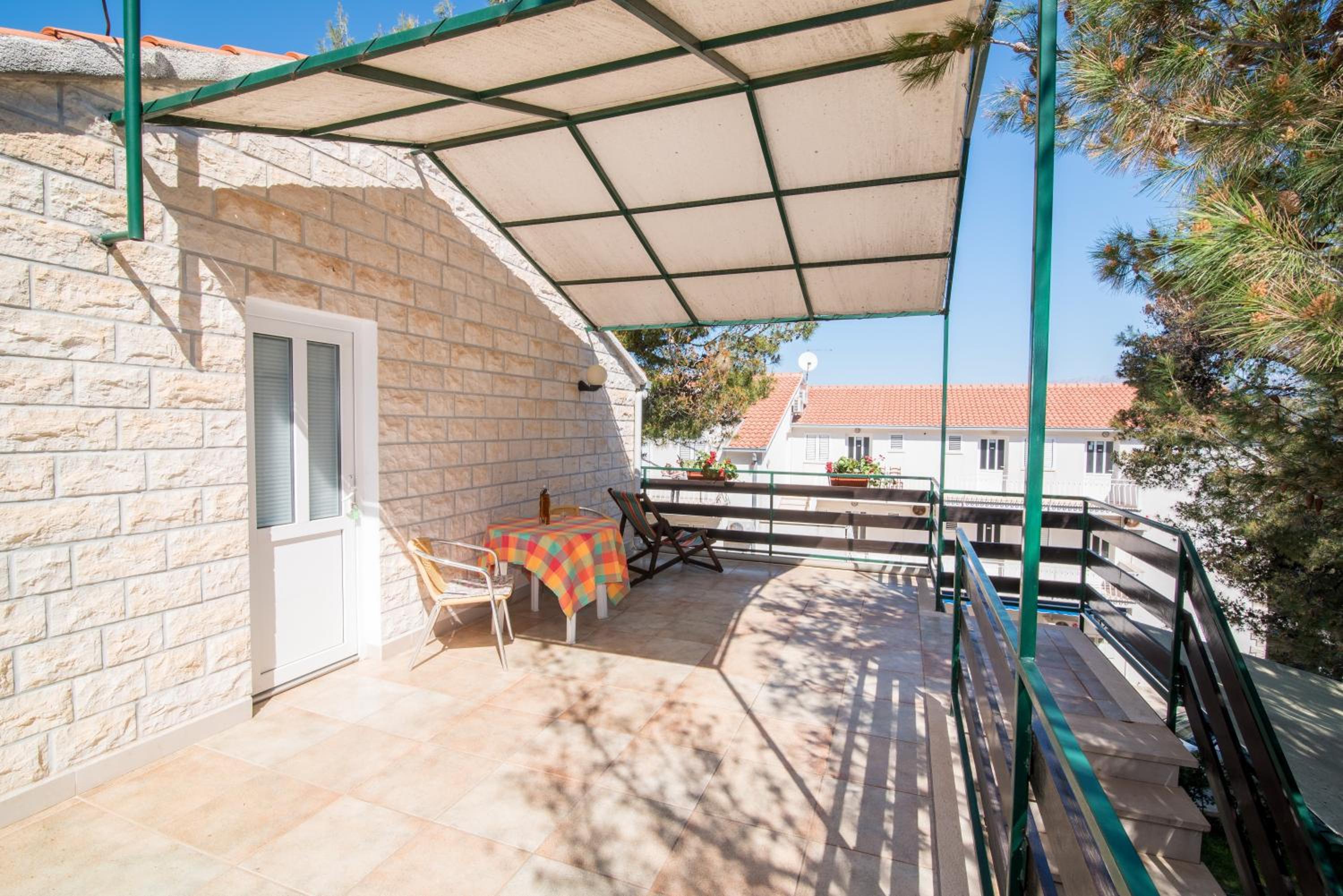 Apartments Pinija