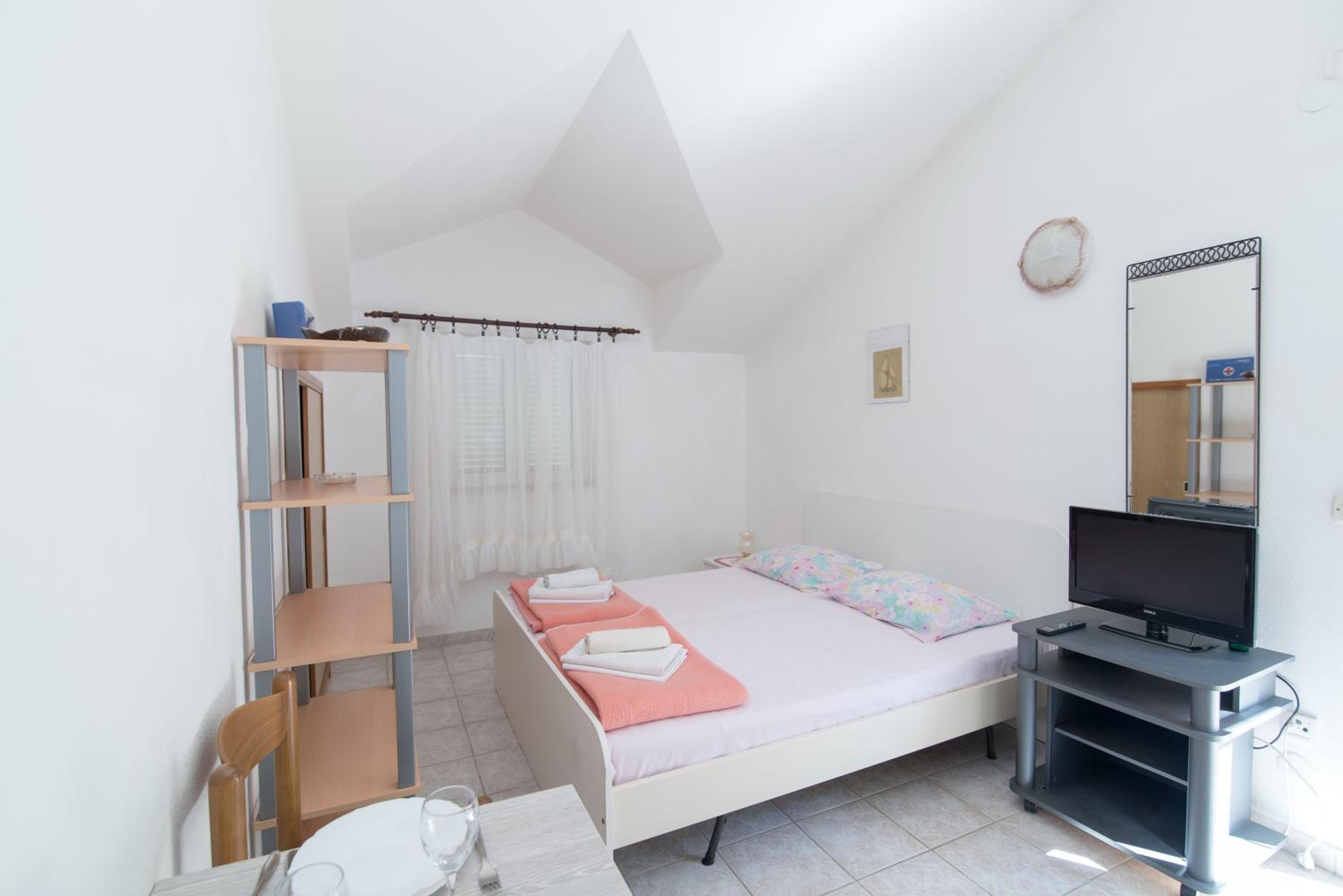 Apartments Pinija
