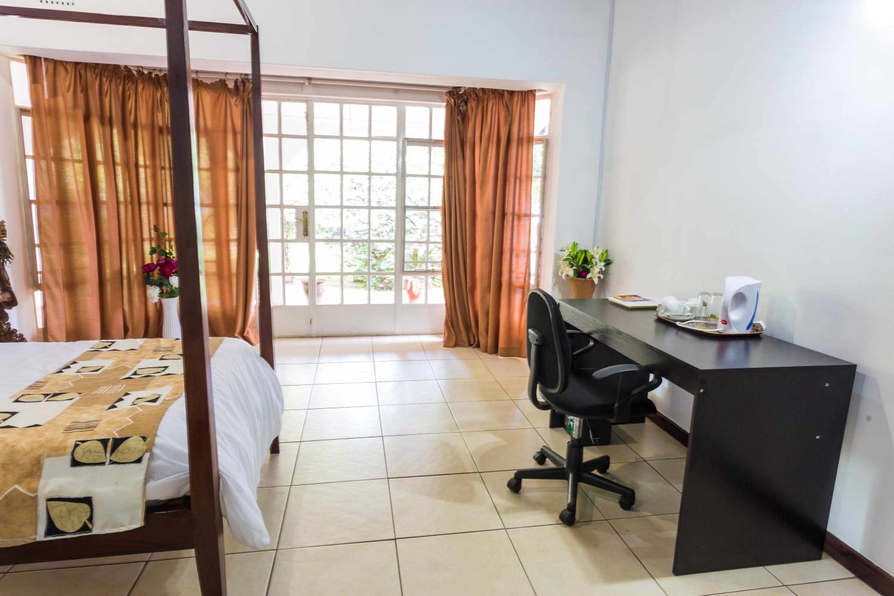 The Ad Lib Executive lodge
